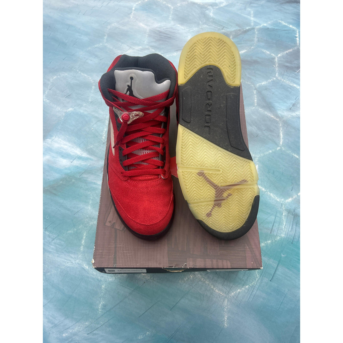 JORDAN 5 RETRO RAGING BULL PREOWNED SIZE 11