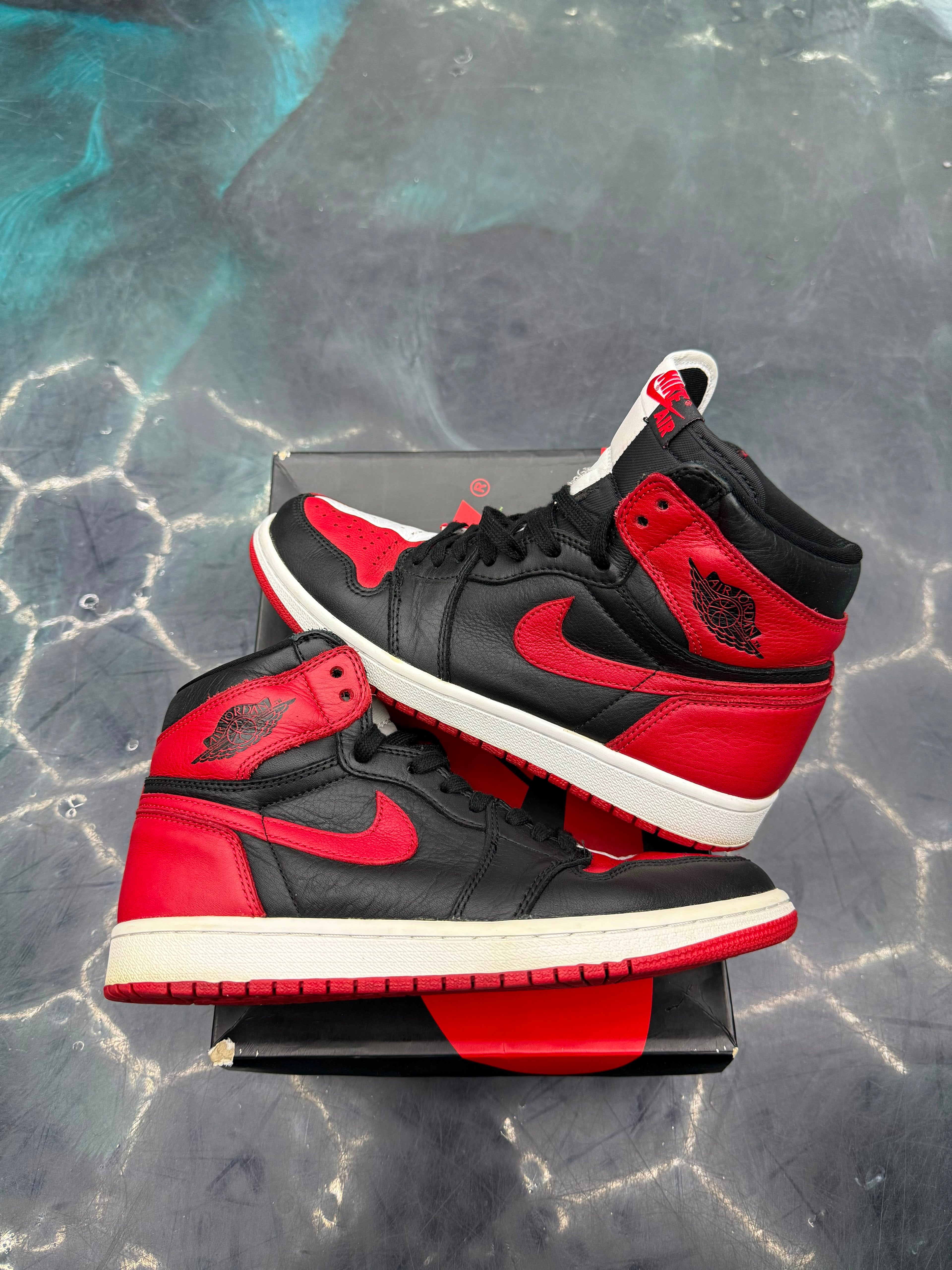 JORDAN 1 RETRO HIGH HOMAGE TO HOME (NON-NUMBERED) PRE OWNED SIZE 8
