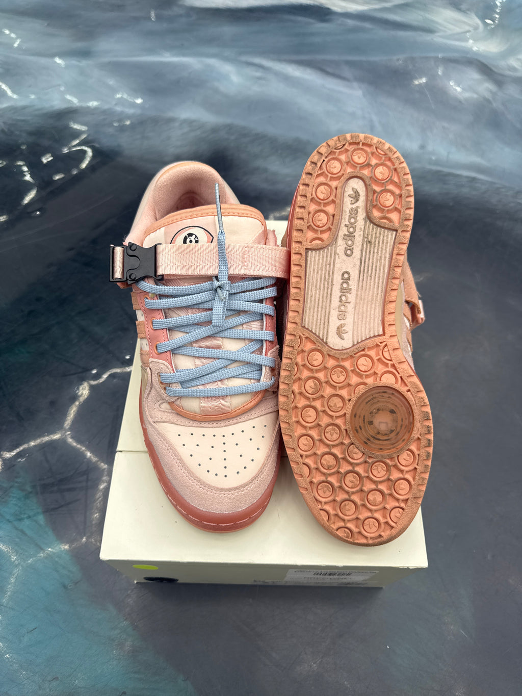 ADIDAS FORUM BUCKLE LOW BAD BUNNY PINK EASTER EGG PRE OWNED SIZE 7.5