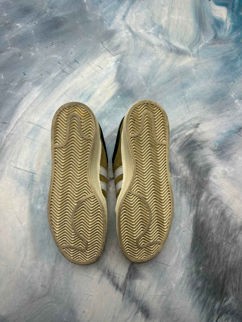 ASIDAS CAMPUS BAD BUNNY WILD MOSS PRE OWNED SIZE 10 NO BOX
