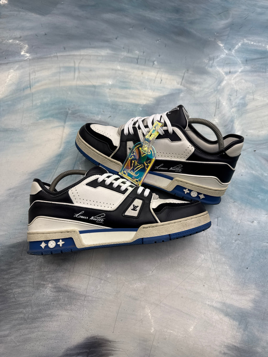 LOUIS VUITTON TRAINER SIZE 7.5LV / 8.5-9.5M NO BOX