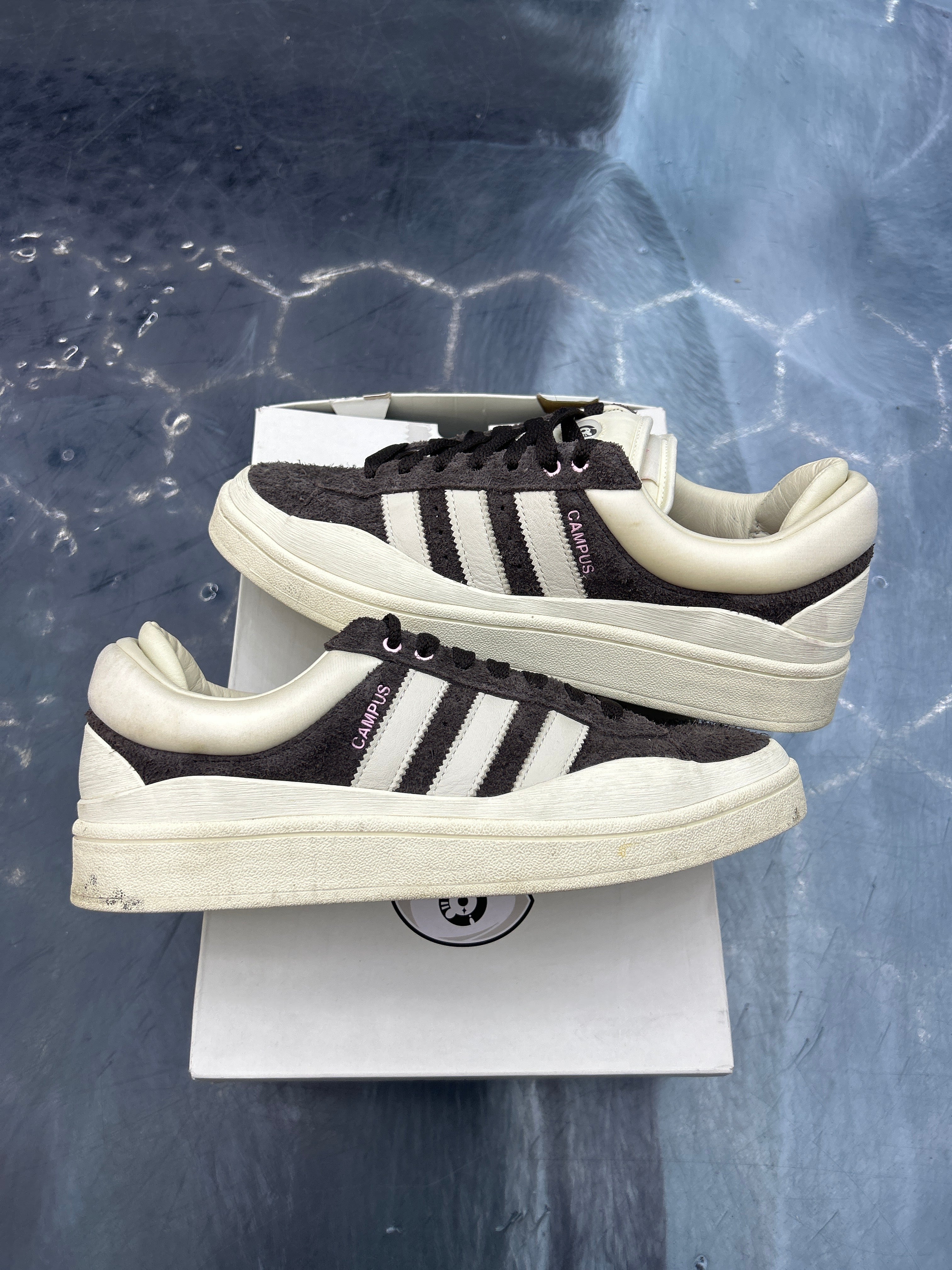ADIDAS CAMPUS BAD BUNNY THE LAST CAMPUS PRE OWNED SIZE 9.5