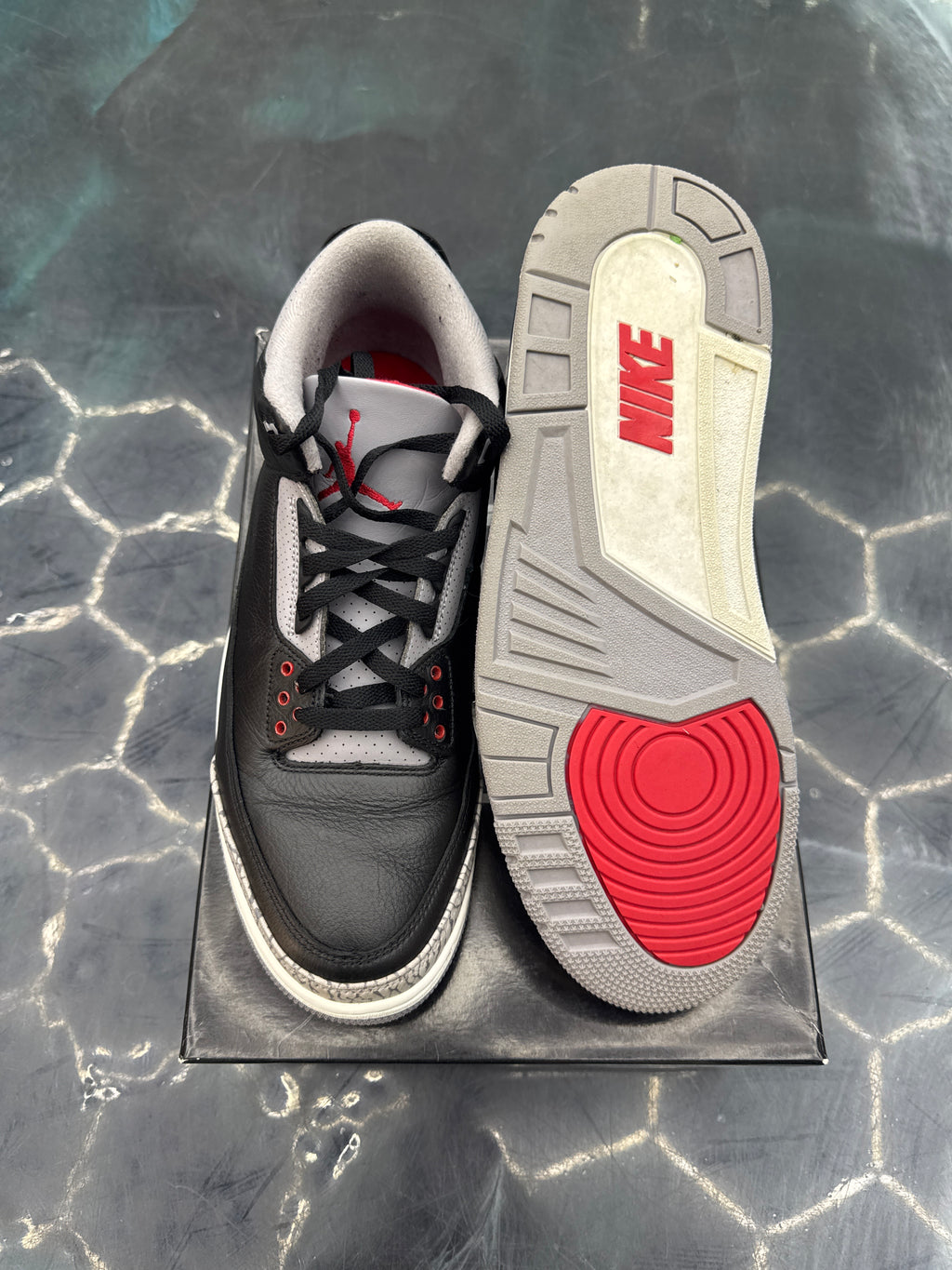 JORDAN 3 RETRO BLACK CEMENT PRE OWNED SIZE 12