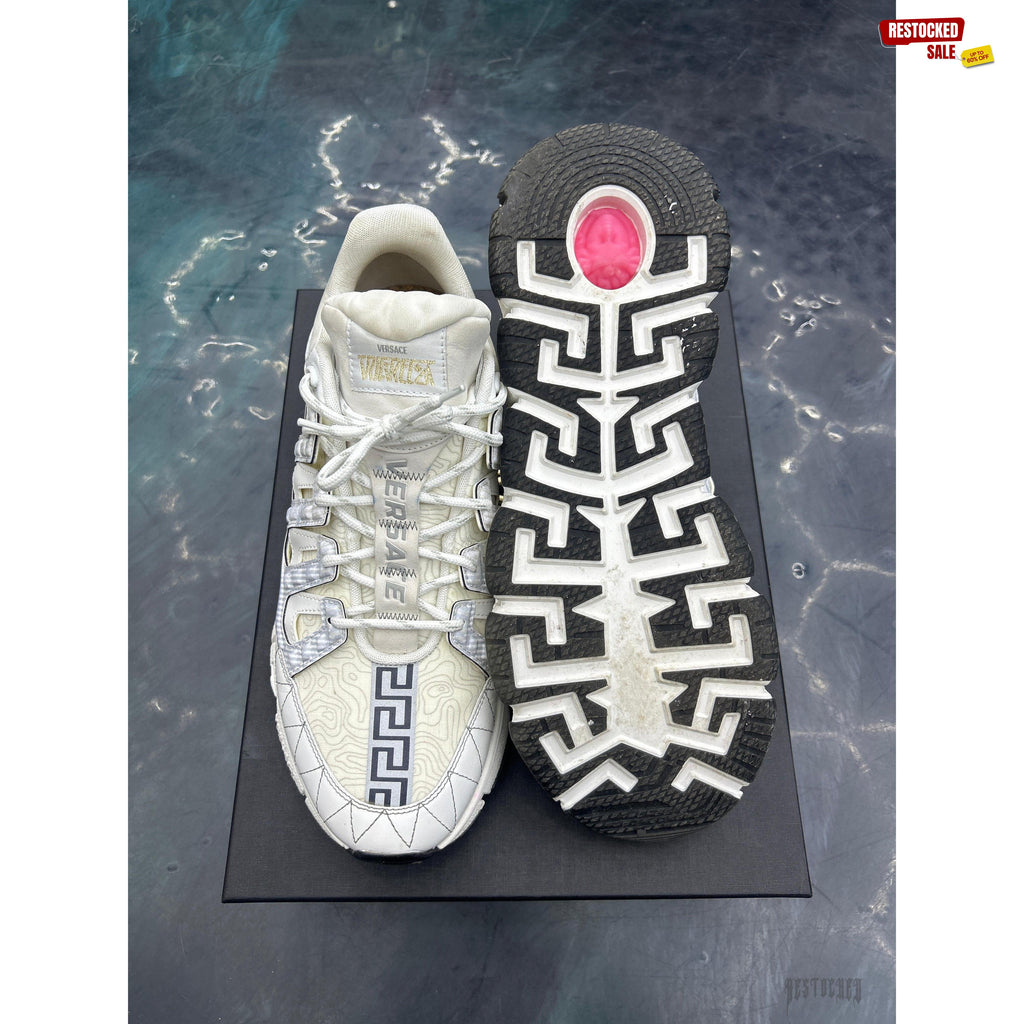 VERSACE TRIGRECA WHITE PRE OWNED SIZE 46.5