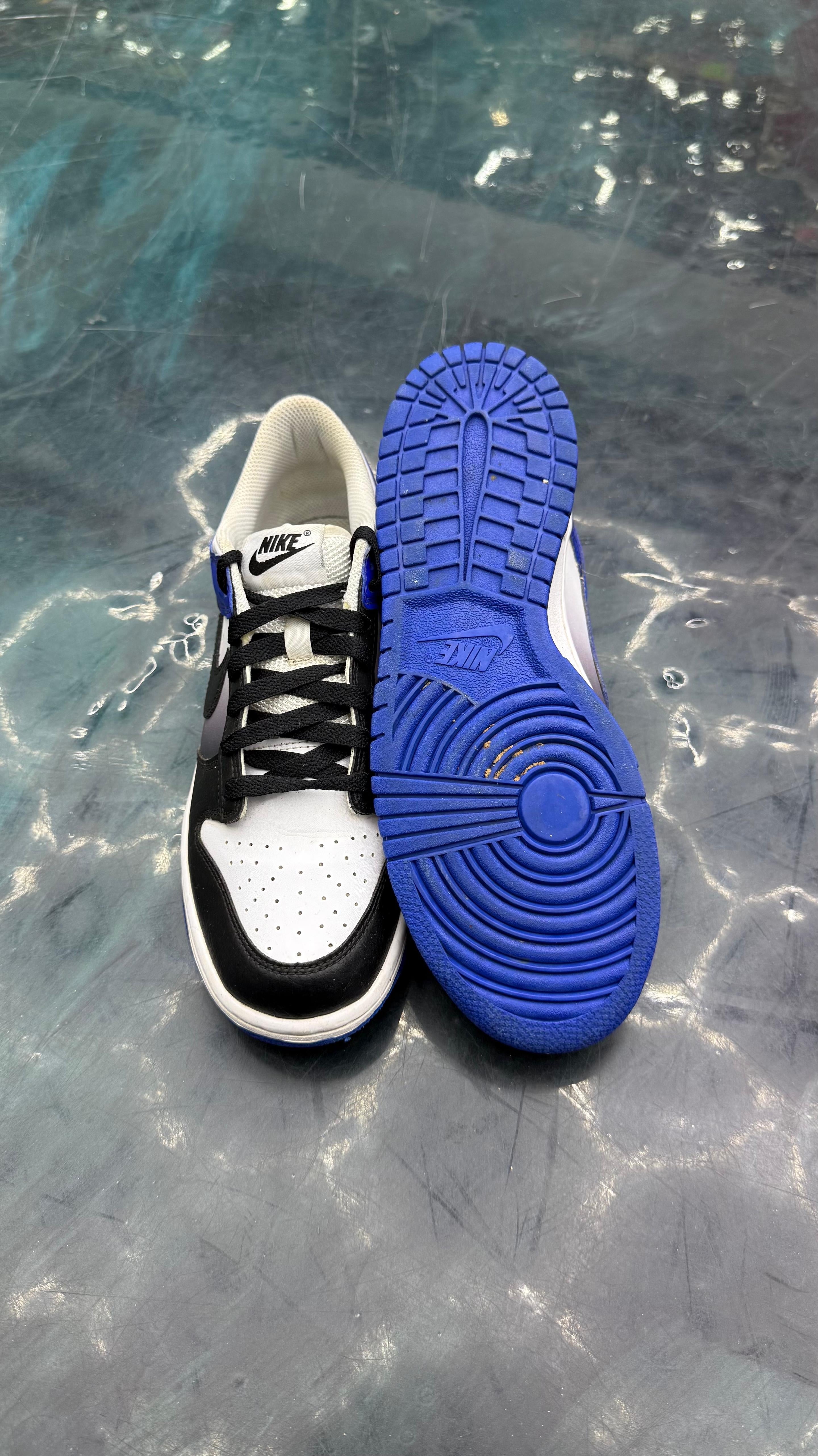 NIKE DUNK LOW GAME ROYAL WHITE BLACK GS PRE OWNED SIZE 7Y NO BOX