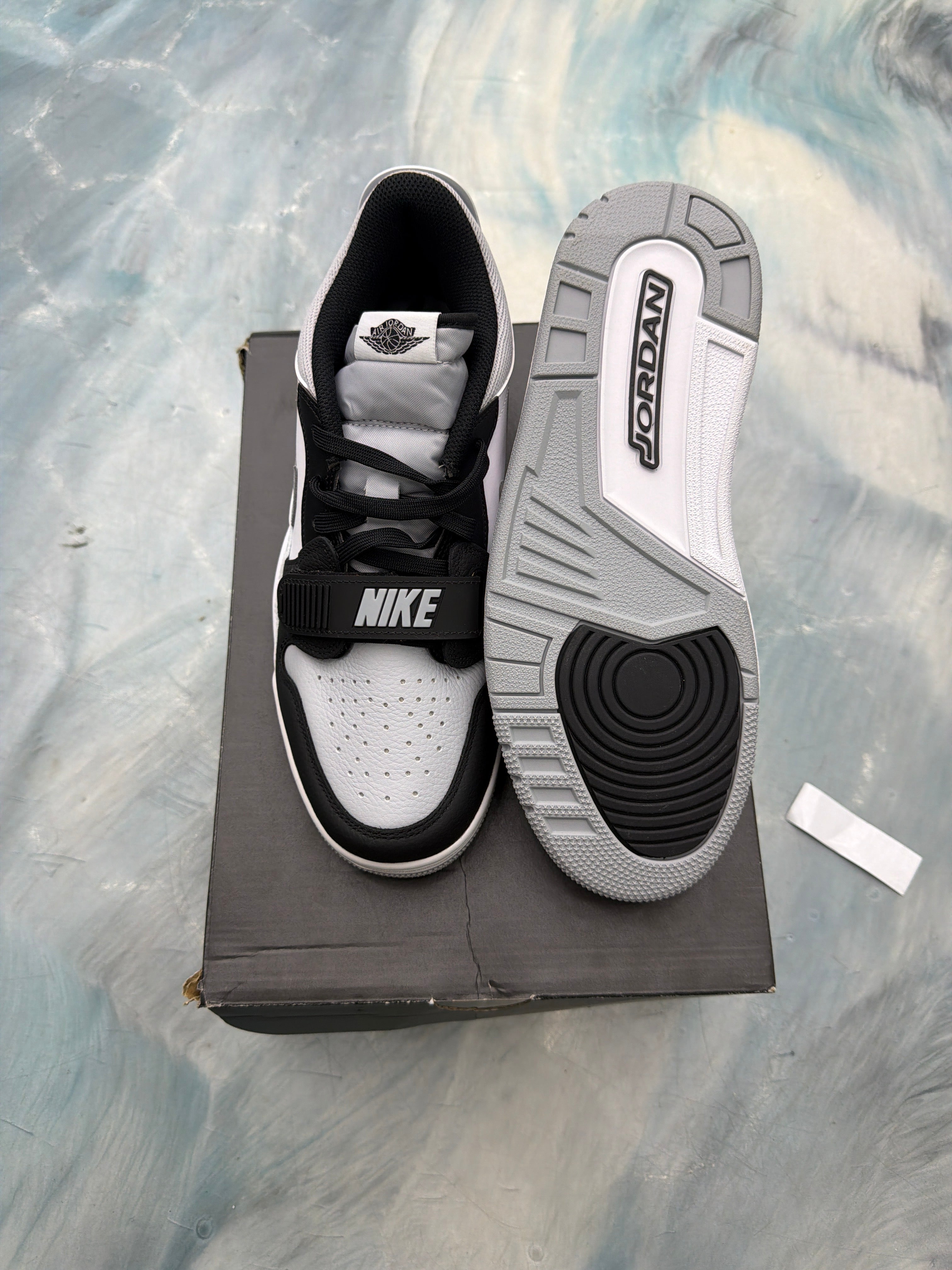 JORDAN LEGACY 312 LOW LIGHT SMOKE GREY BRAND NEW SIZE 9