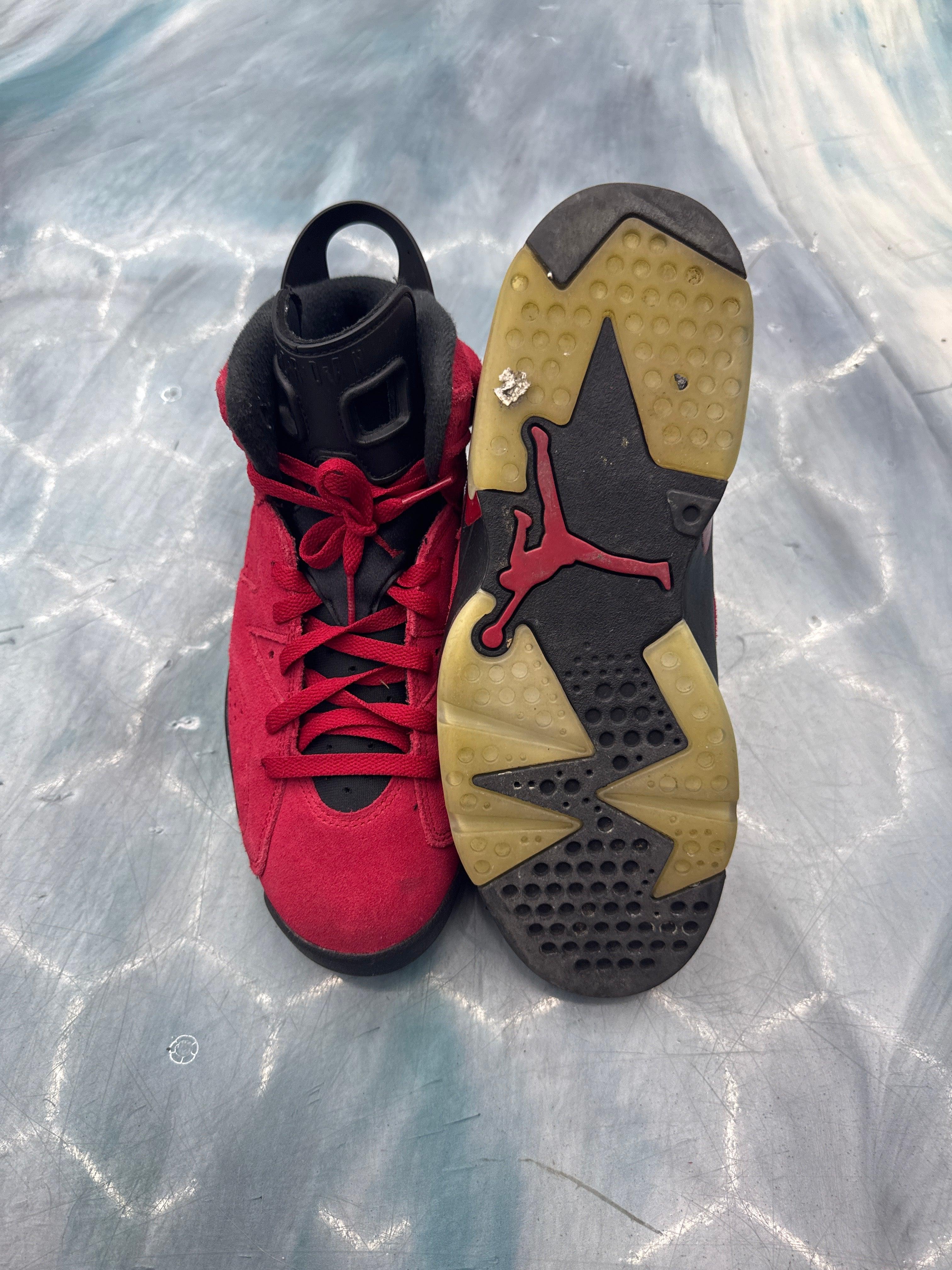 JORDAN 6 RETRO TORO BRAVO PRE OWNED SIZE 9 NO BOX
