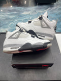 JORDAN 4 RETRO WHITE CEMENT PRE OWNED SIZE 11