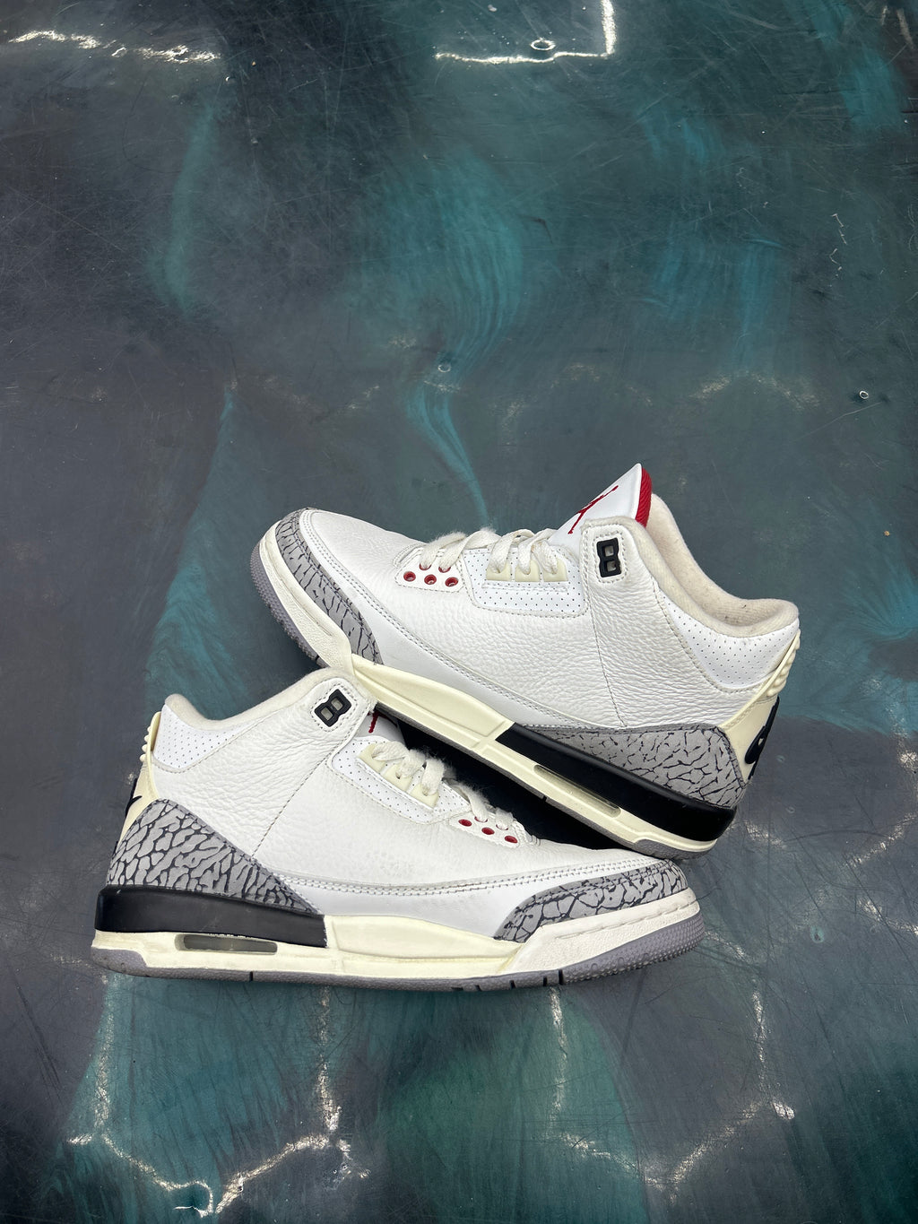 JORDAN 3 RETRO WHITE CEMENT REIMAGINED PRE OWNED SIZE 7Y NO BOX