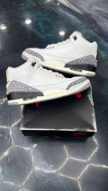 JORDAN 3 RETRO WHITE CEMENT PRE OWNED SIZE 8