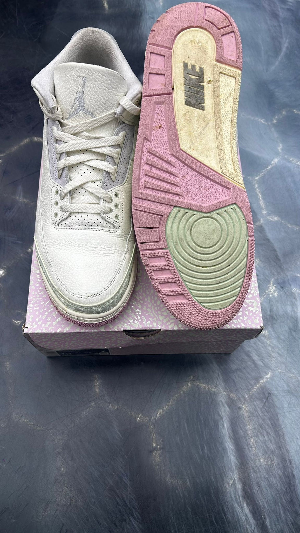 JORDAN 3 RETRO SPRING IS IN THE AIR PRE OWNED SIZE 12