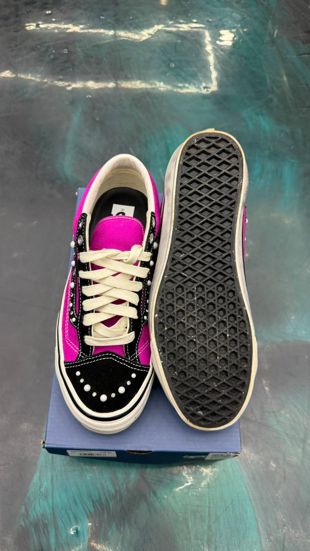 VANS OTW OLD SKOOL 36 PEARLIZED PACK PINK BLACK PRE OWNED SIZE 8.5