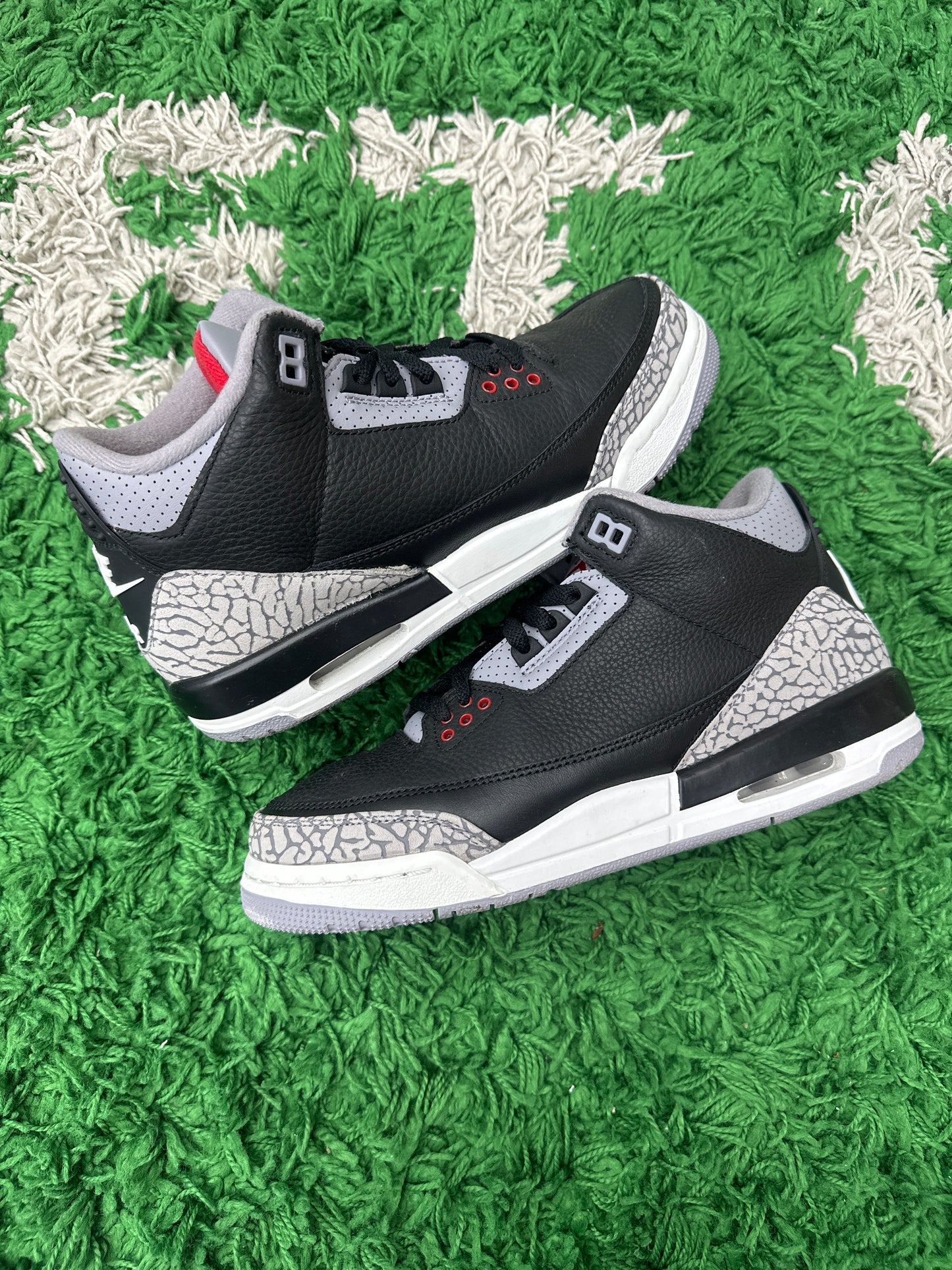 JORDAN 3 RETRO BLACK CEMENT (2024) (GS) PRE-OWNED SIZE 6.5