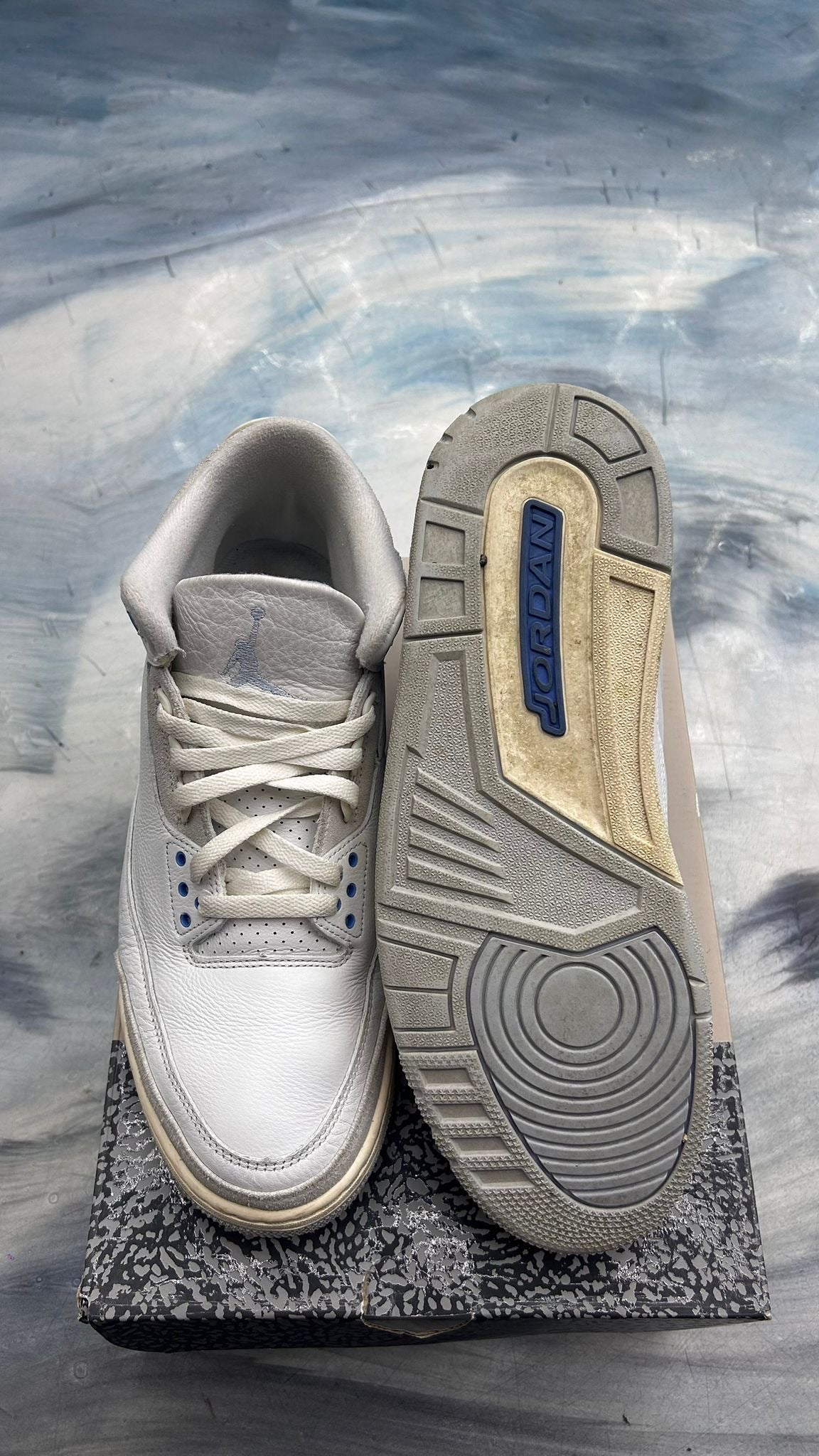 JORDAN 3 RETRO LUCKY SHORTS PRE OWNED SIZE 12