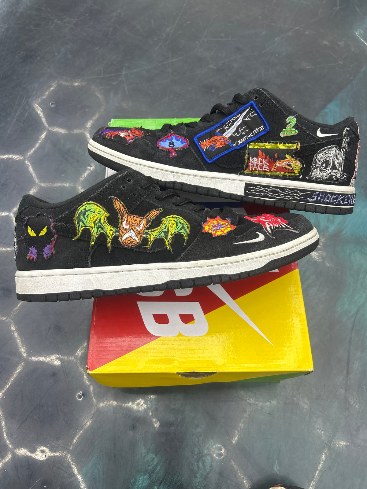 NIKE SB DUNK LOW PRO QS NECKFACE PREOWNED SIZE 11