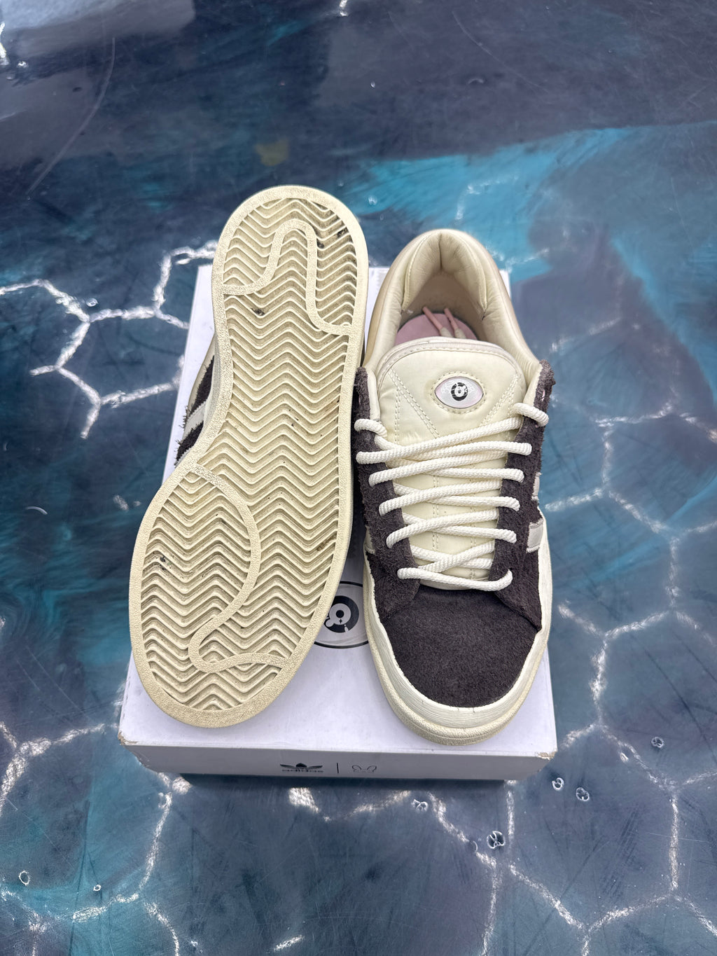 ADIDAS CAMPUS BAD BUNNY THE LAST CAMPUS PRE OWNED SIZE 7.5