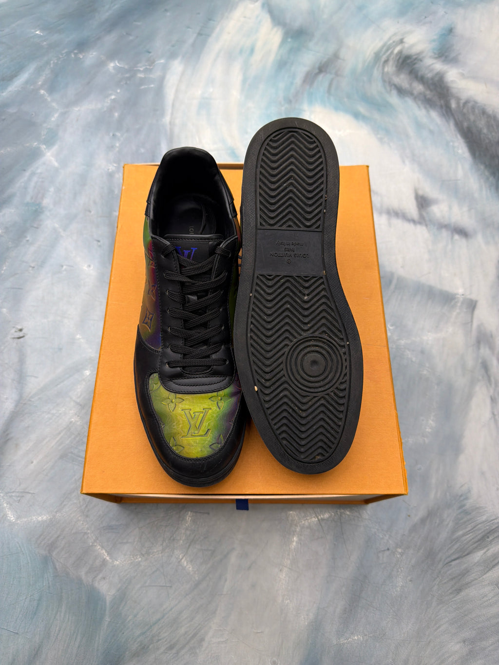 LOUIS VUITTON MONOGRAM PRE OWNED SIZE 9LV 10US