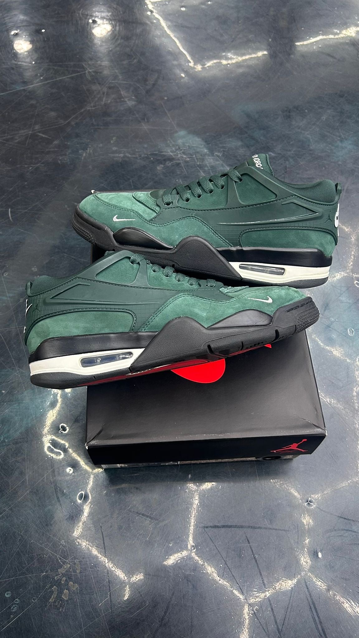 JORDAN 4 RM SP NYGEL SYLVESTER GRANDMAS DRIVE WAY PRE OWNED SIZE 8