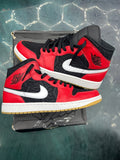 JORDAN 1 MID SE CHRISTMAS PRE OWNED SIZE 10