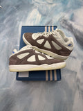 ADIDAS BADBO 1.0 BAD BUNNY BROWN PRE OWNED SIZE 9.5