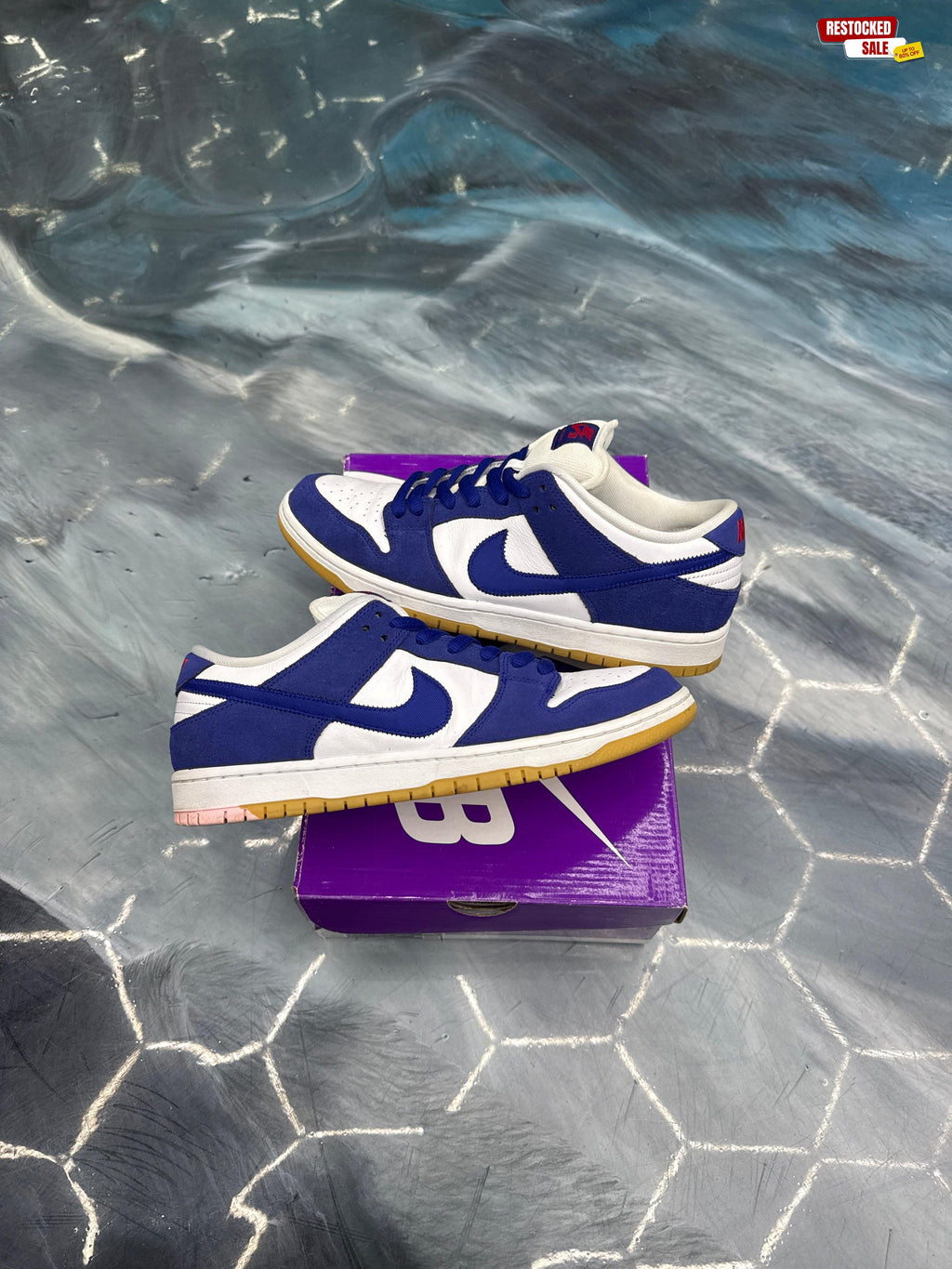 NIKE SB DUNK LOW LOS ANGELES DOGERS PRE OWNED SIZE 11