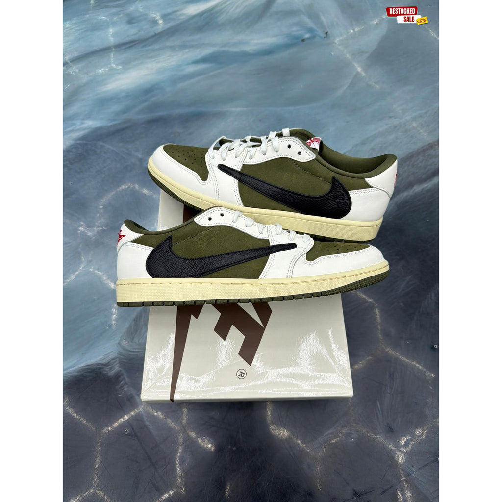 JORDAN 1 RETRO LOW OG SP TRAVIS SCOTT MEDIUM OLIVE PRE OWNED SIZE 11.5