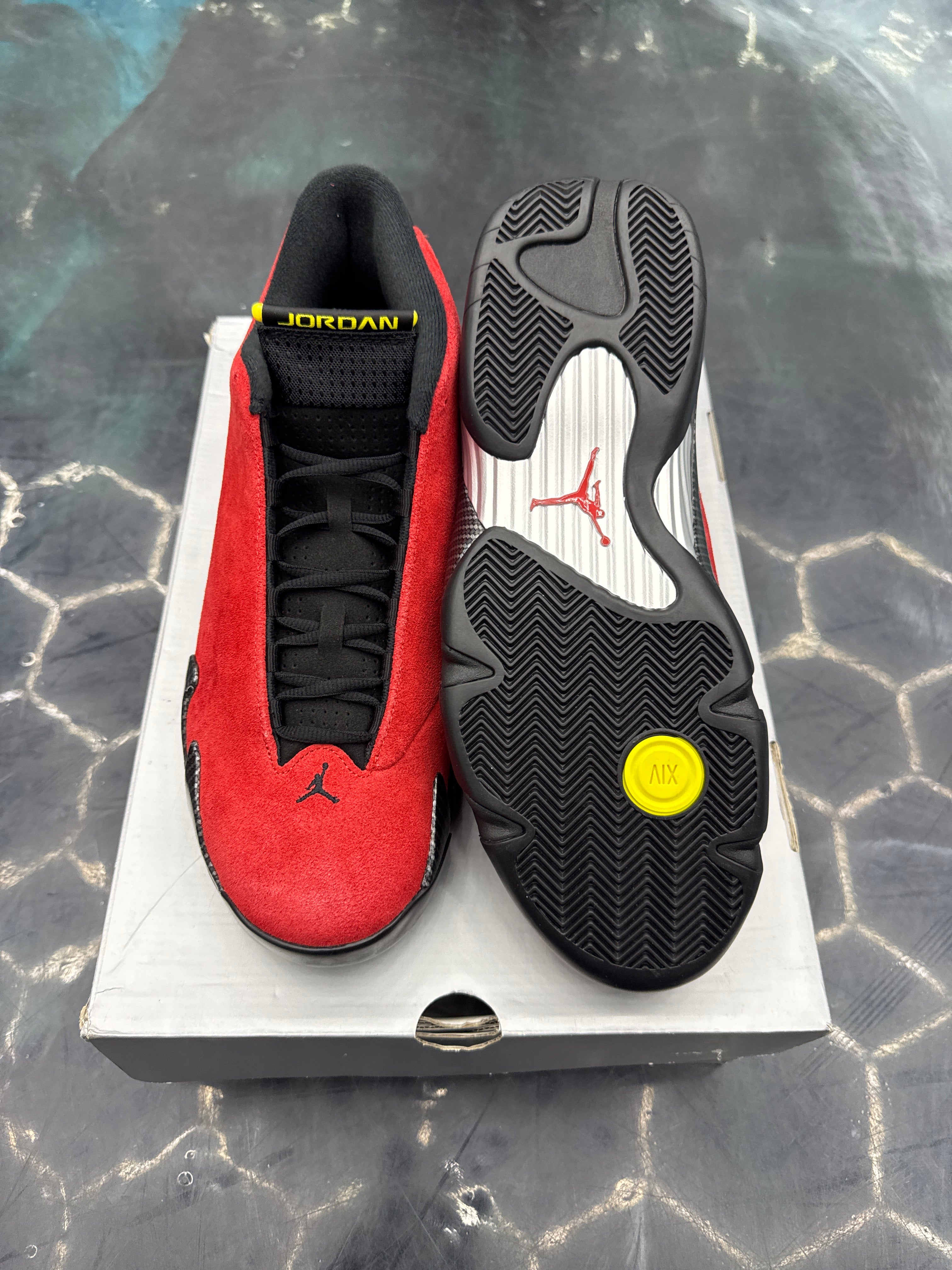JORDAN 14 RETRO FERRARI DS DAMAGED SUEDE SIZE 12