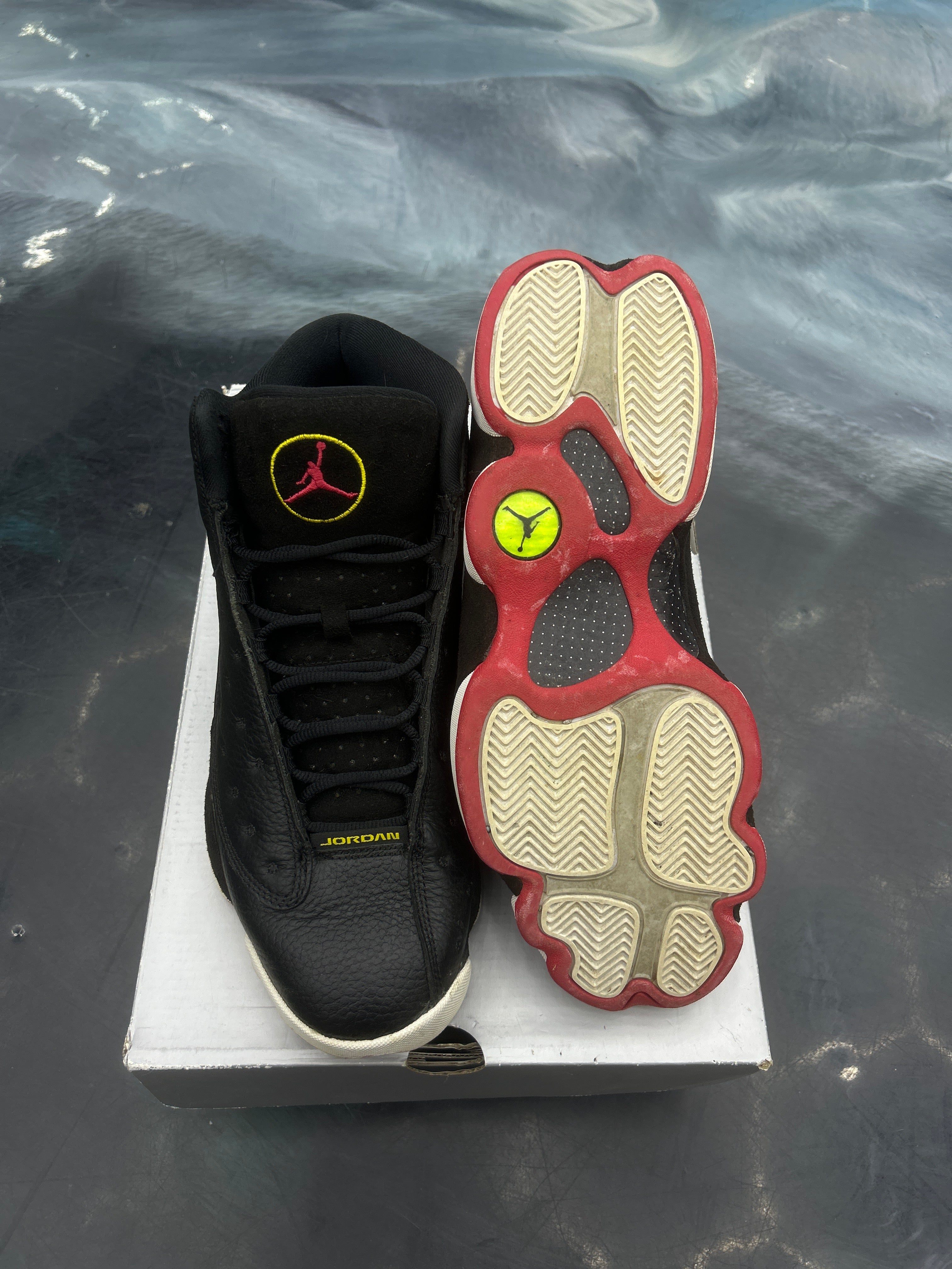 JORDAN 13 RETRO PLAYOFFS (2023) PRE OWNED SIZE 12