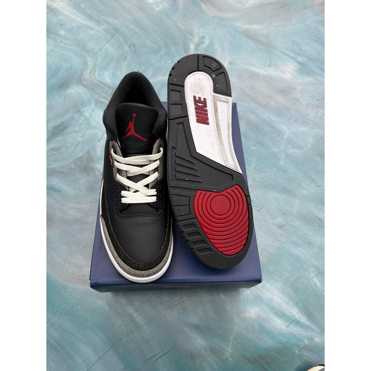 JORDAN 3 RETRO LIVIA BLACK PRE OWNED SIZE 11.5