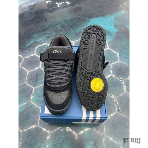 ADIDAS FORUM BUCKLE LOW BAD BUNNY BACK TO SCHOOL PRE OWNED SIZE 8 REP BOX