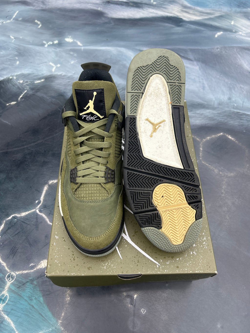 JORDAN 4 RETRO SE CRAFT MEDIUM OLIVE PRE OWNED SIZE 12