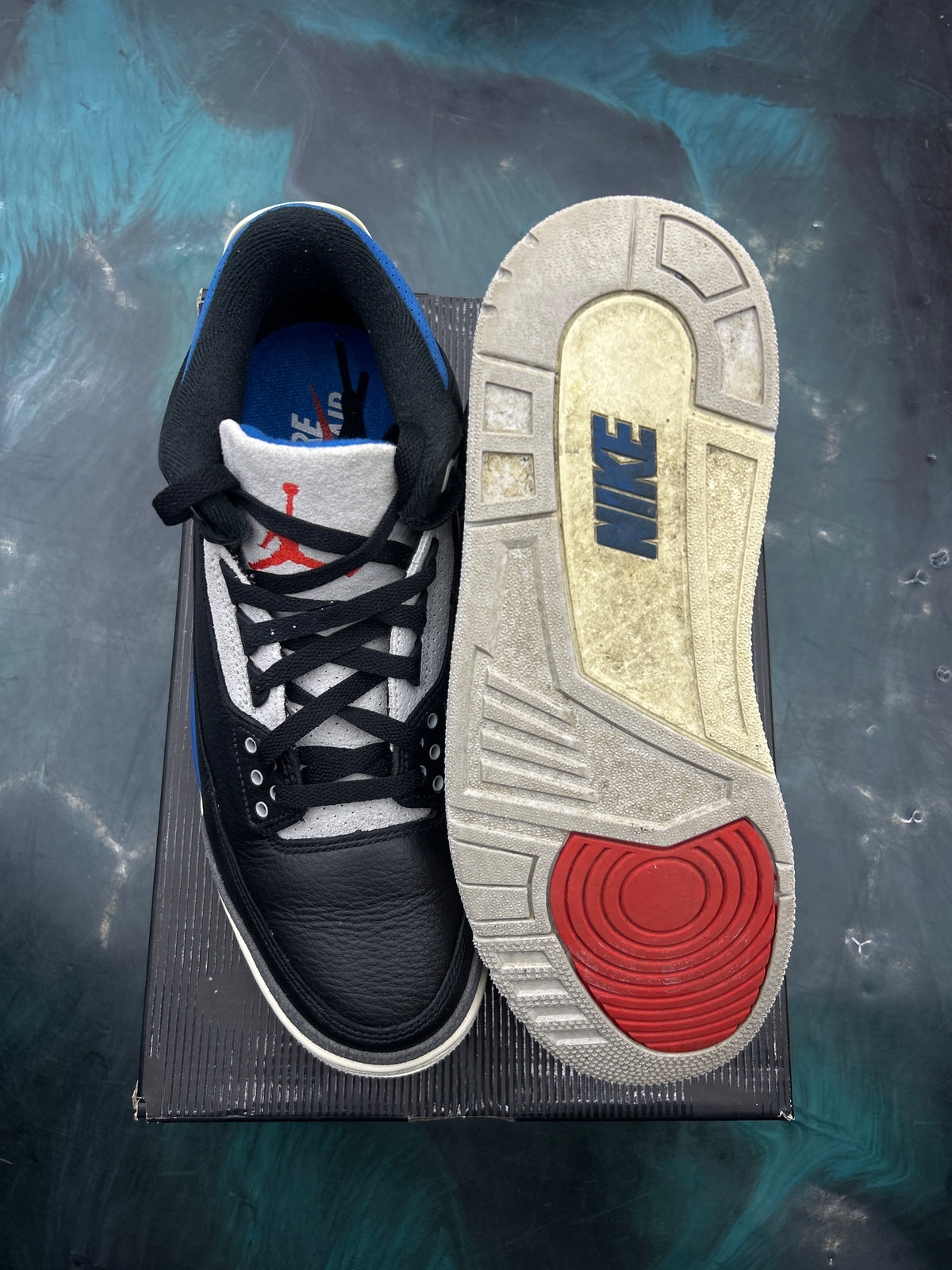JORDAN 3 RETRO OG RARE AIR PRE OWNED SIZE 11
