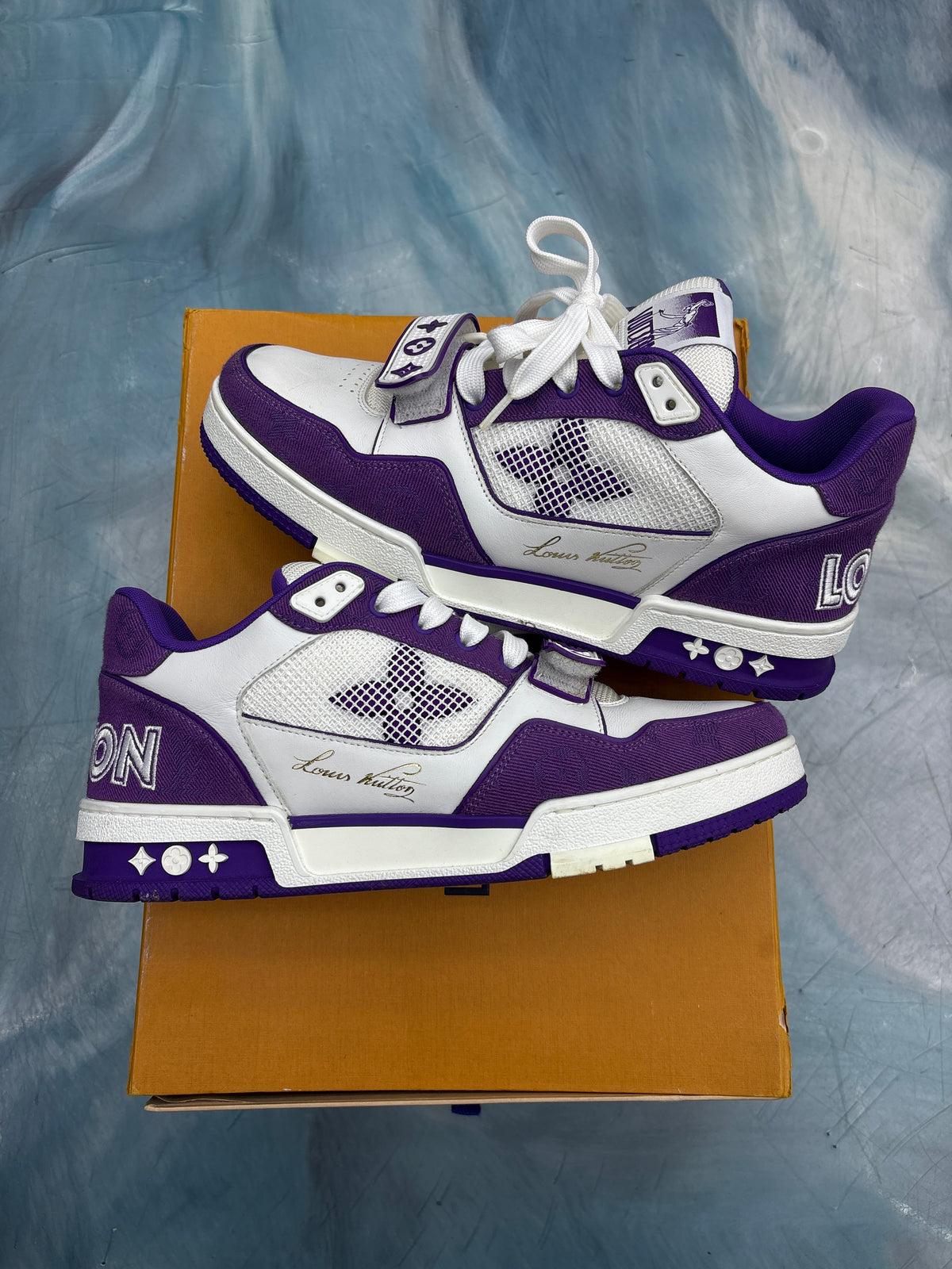 LOUIS VUITTON TRAINER PURPLE MONOGRAM DENIM SIZE 7.5LV - 9.5