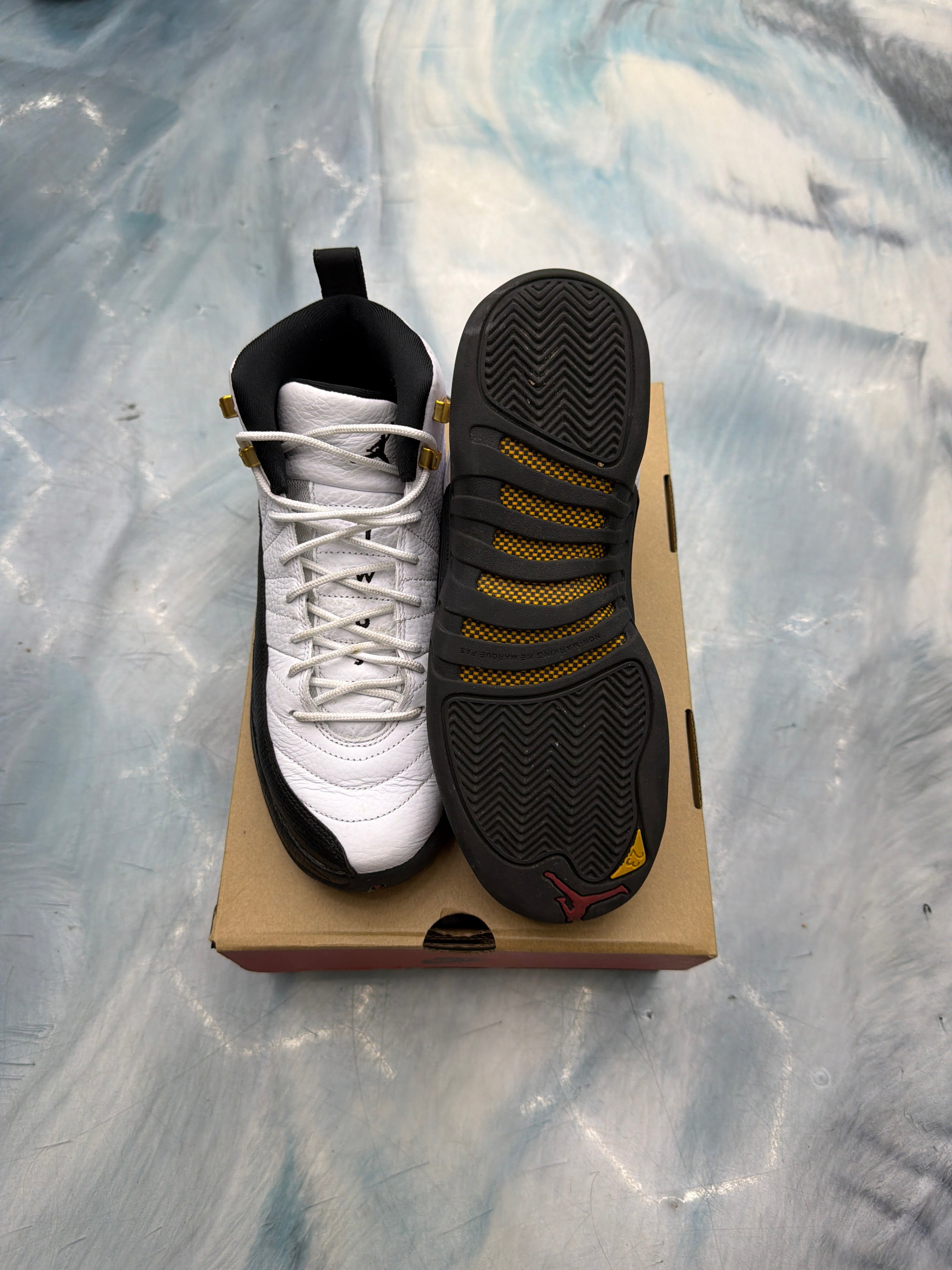 JORDAN 12 RETRO TAXI (2025) GS PRE OWNED SIZE 7Y