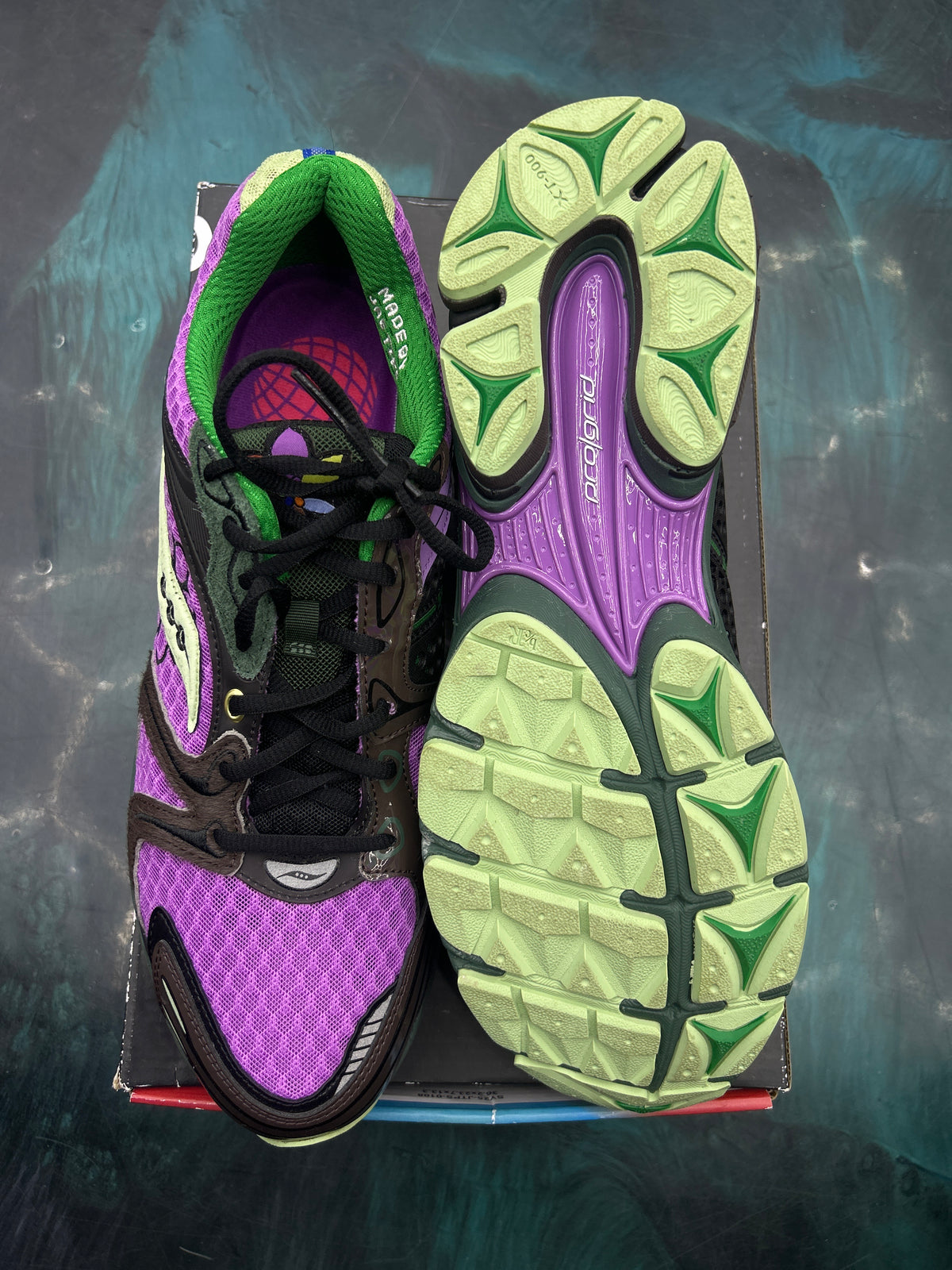 SAUCONY PROGRID TRIUMPH 4 JAE TIPS FLOWER GROW UPTOWN PERILLA PRE OWNED SIZE 13