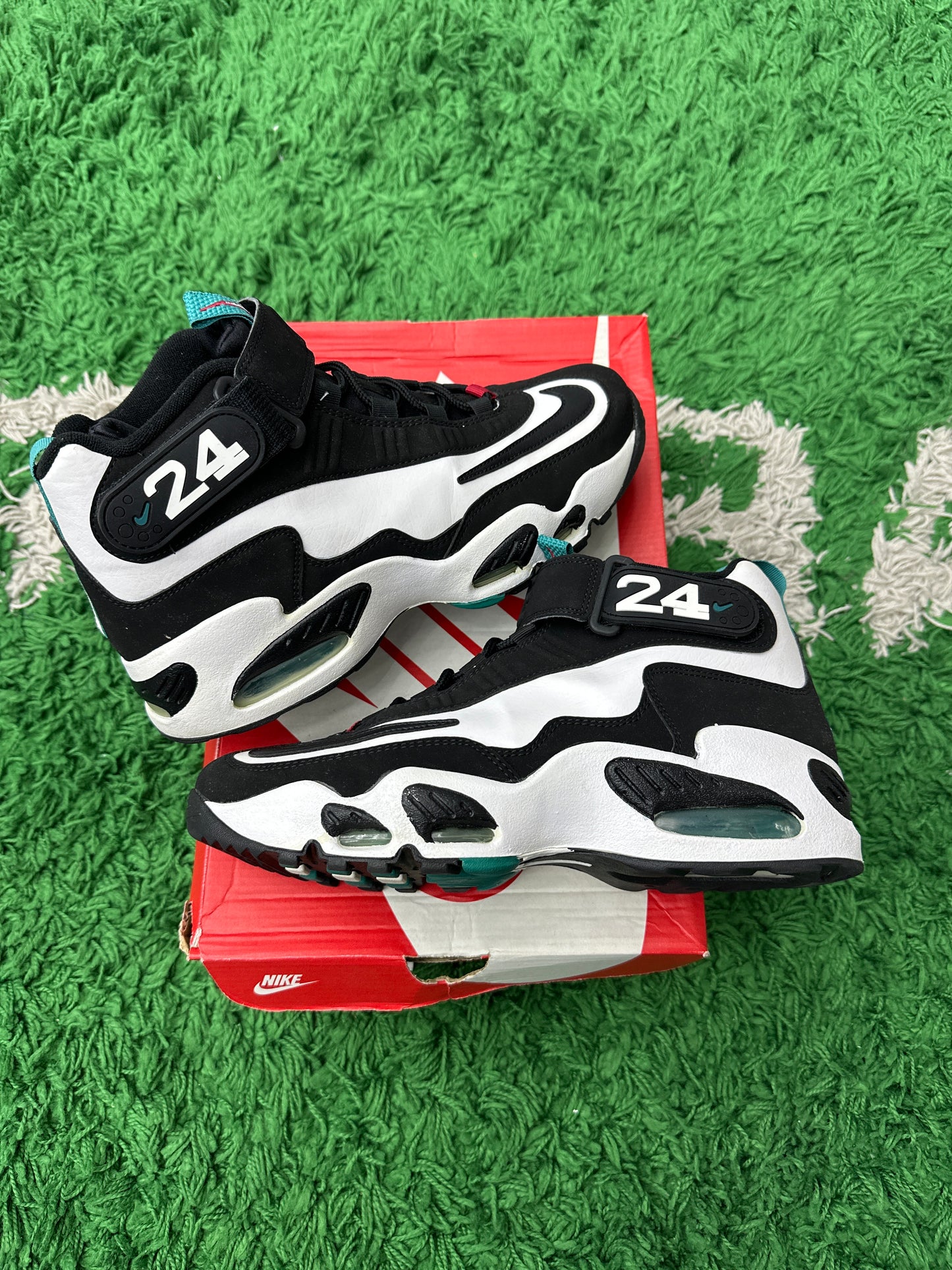 NIKE AIR GRIFFEY MAX 1 WHITE FRESHWATER (2021) PRE-OWNED SIZE 8.5