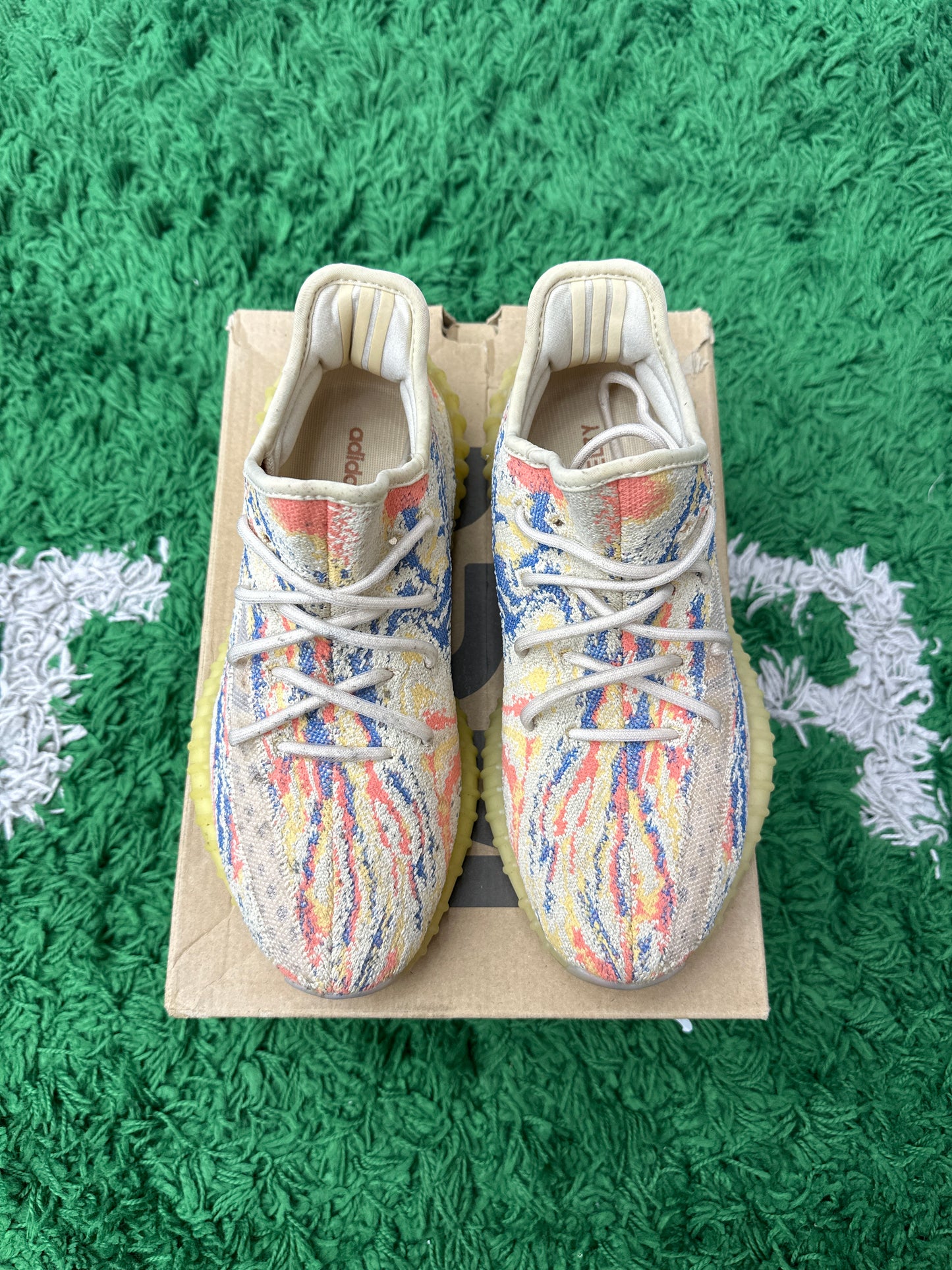 ADIDAS YEEZY BOOST 350 V2 MX OAT PRE-OWNED SIZE 7Y