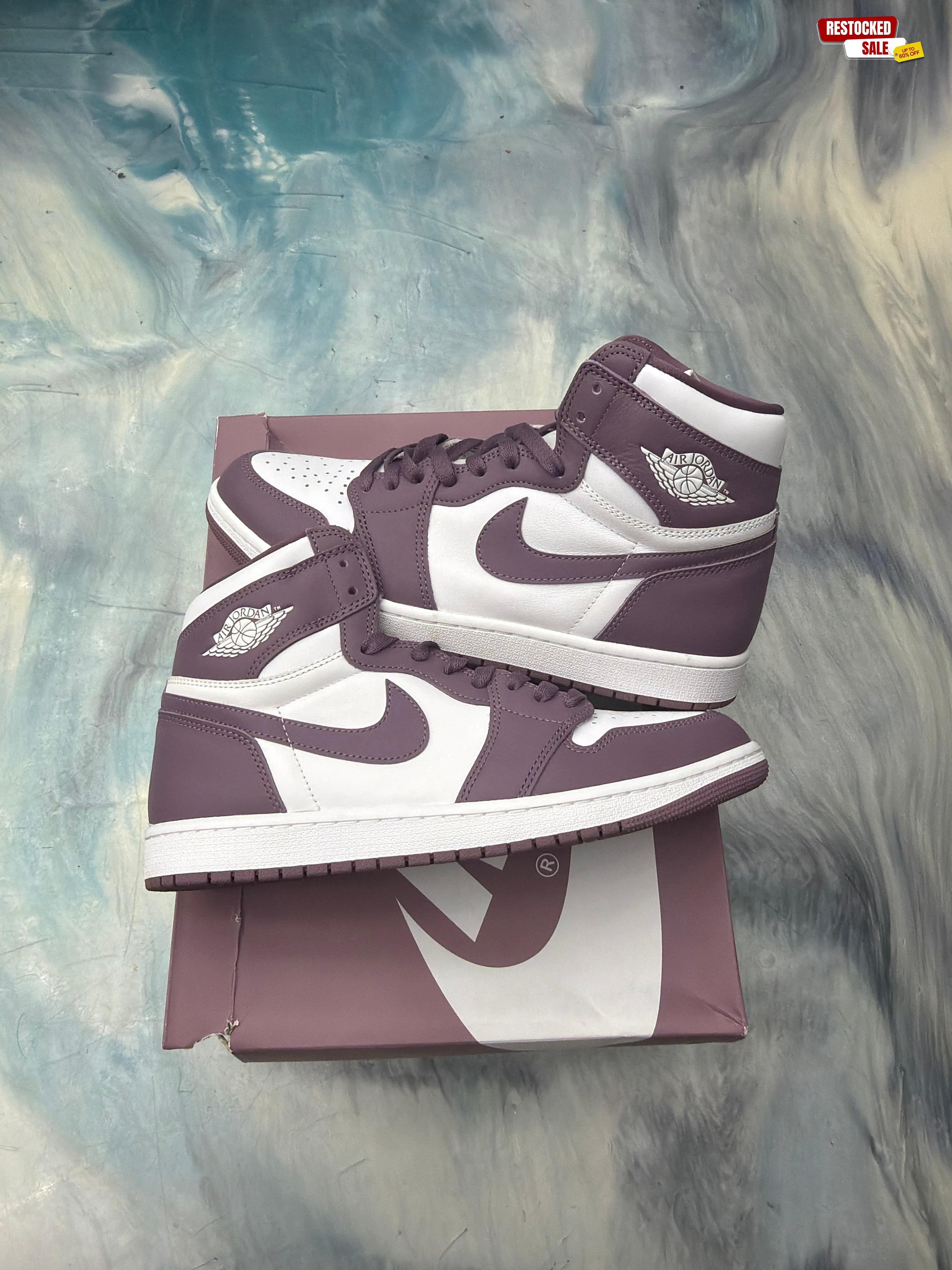 JORDAN 1 RETRO HIGH OG MAUVE PRE OWNED SIZE 11