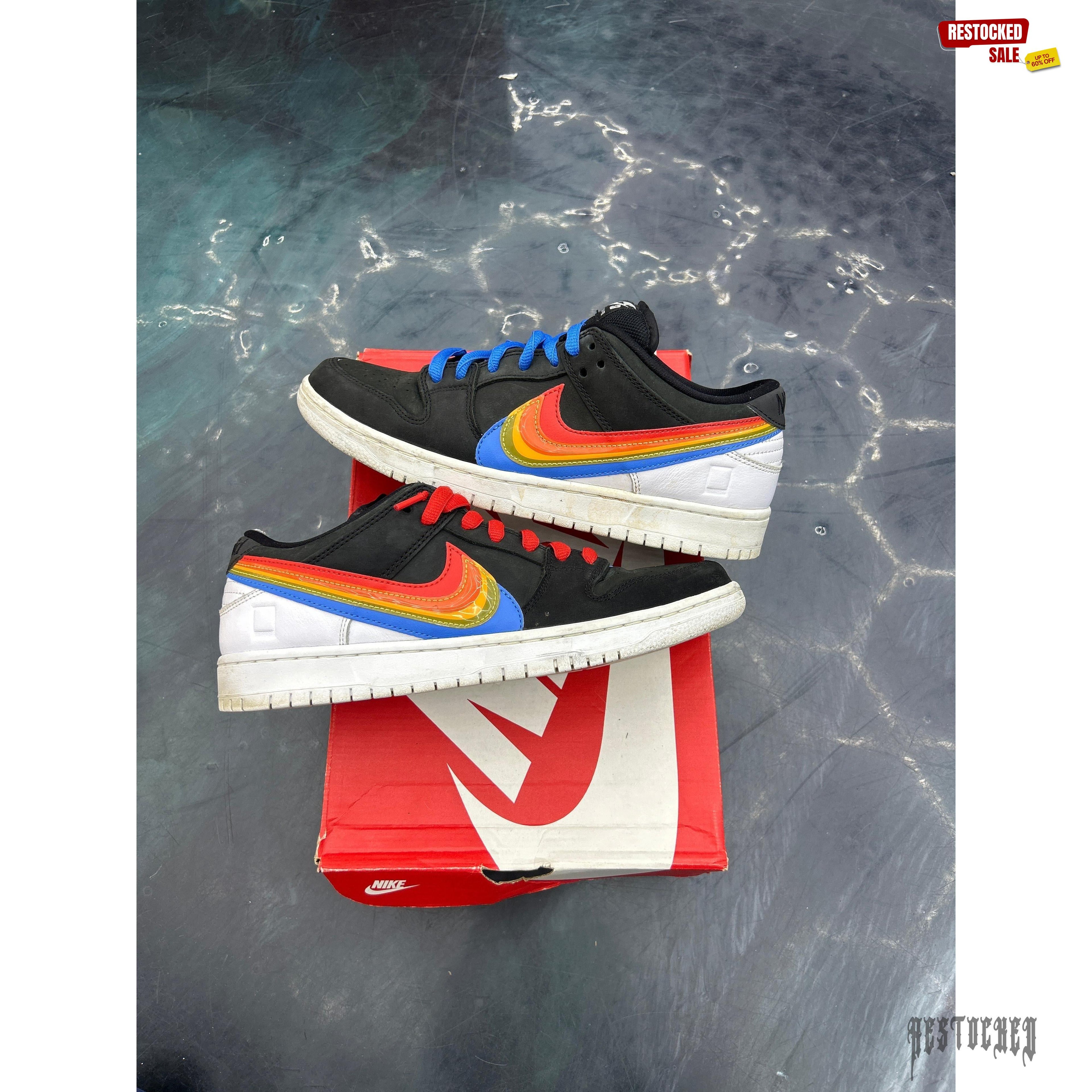 NIKE SB DUNK LOW POLAROID PRE OWNED SIZE 10