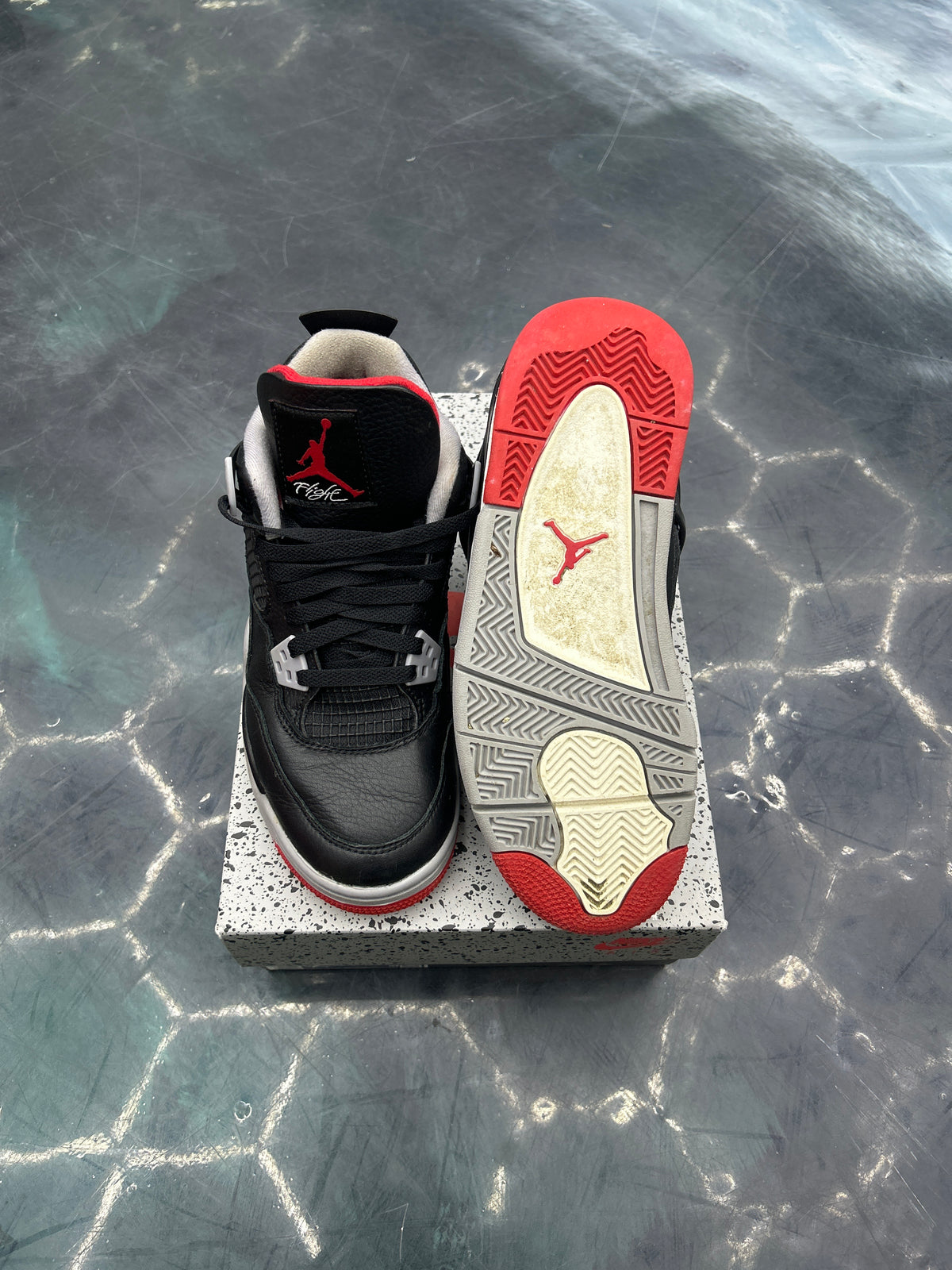JORDAN 4 RETRO BRED REIMAGINED (gs) SIZE 7Y
