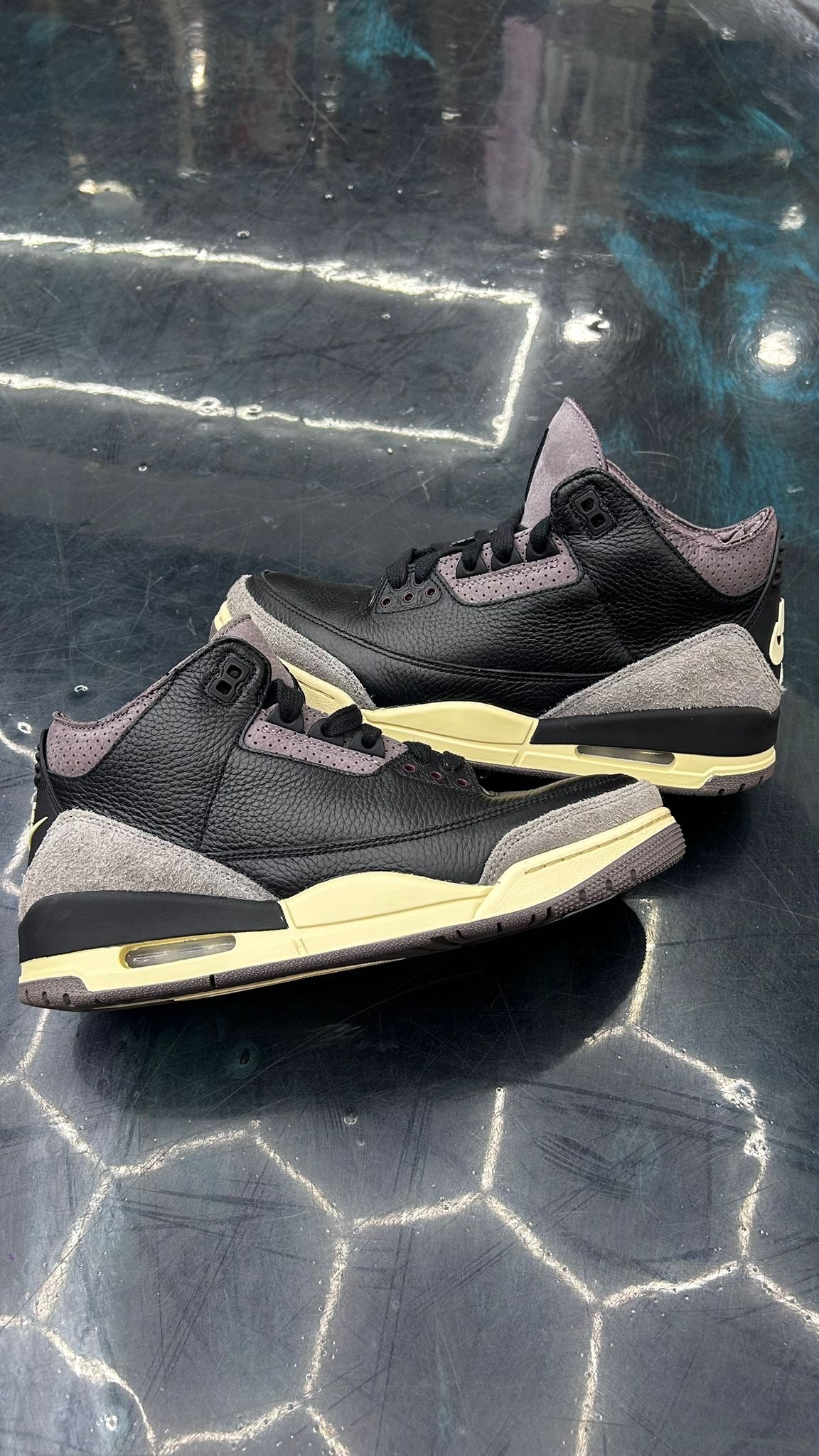 JORDAN 3 RETRO A MA MANIERE PRE OWNED SIZE 10.5W 9M NO BOX