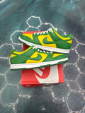 NIKE DUNK LOW BRAZIL (2020/2024) PRE OWNED SIZE 10.5