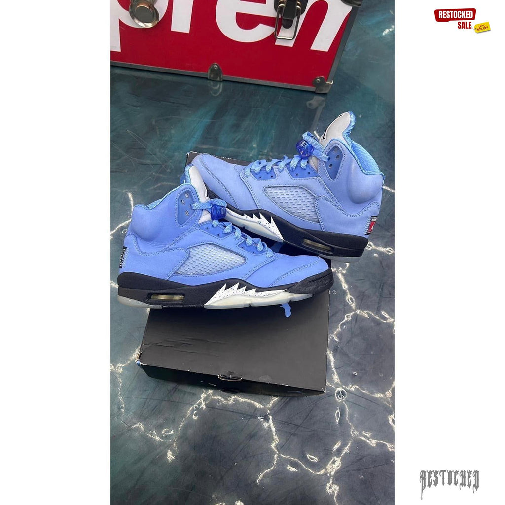 JORDAN 5 RETRO UNC UNIVERSITY BLUE PRE OWNED SIZE 9.5