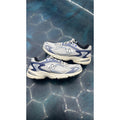 NEW BALANCE 725 PRE OWNED SIZE 12 NO BOX