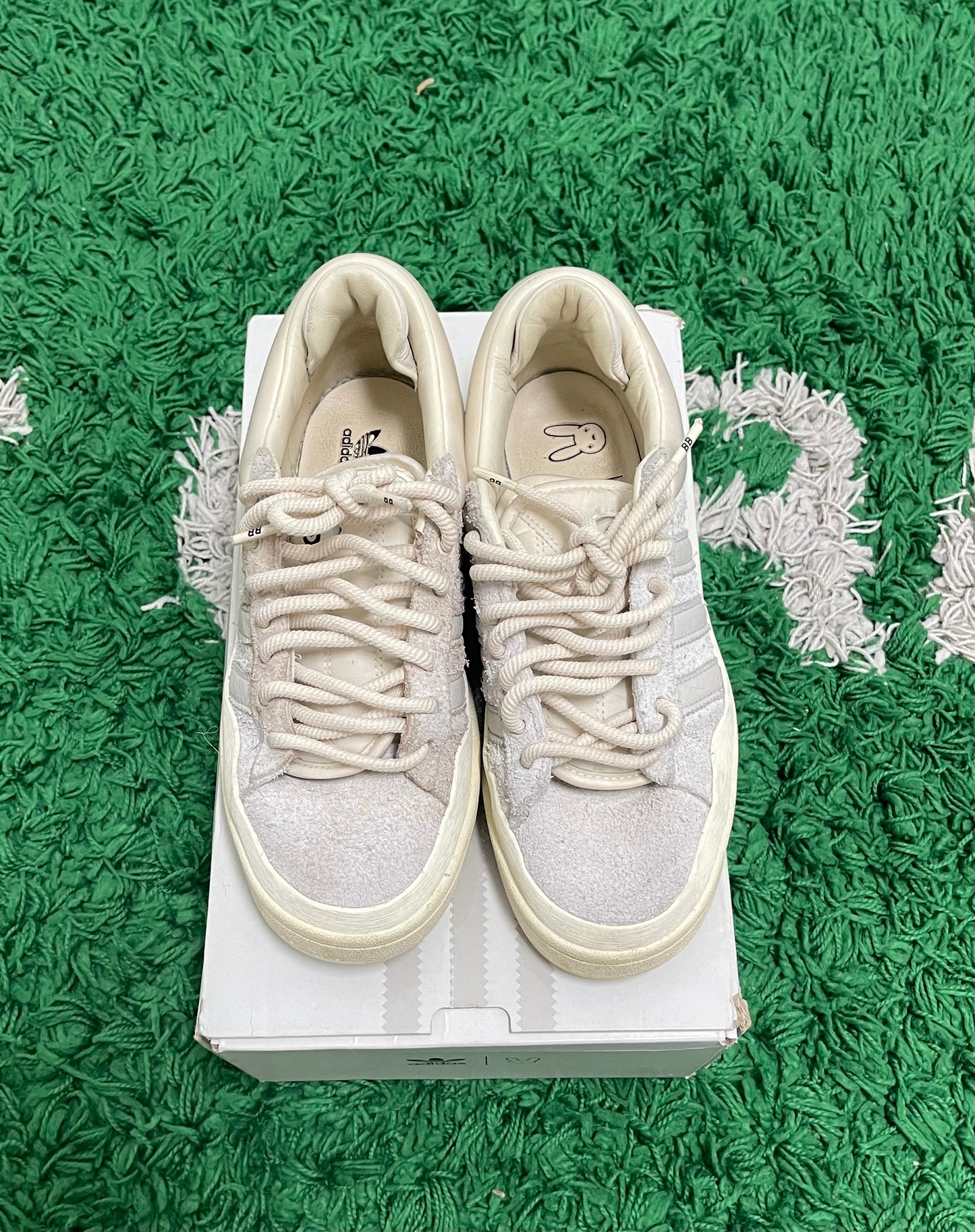 ADIDAS CAMPUS LIGHT BAD BUNNY CREAM PRE-OWNED SIZE 6