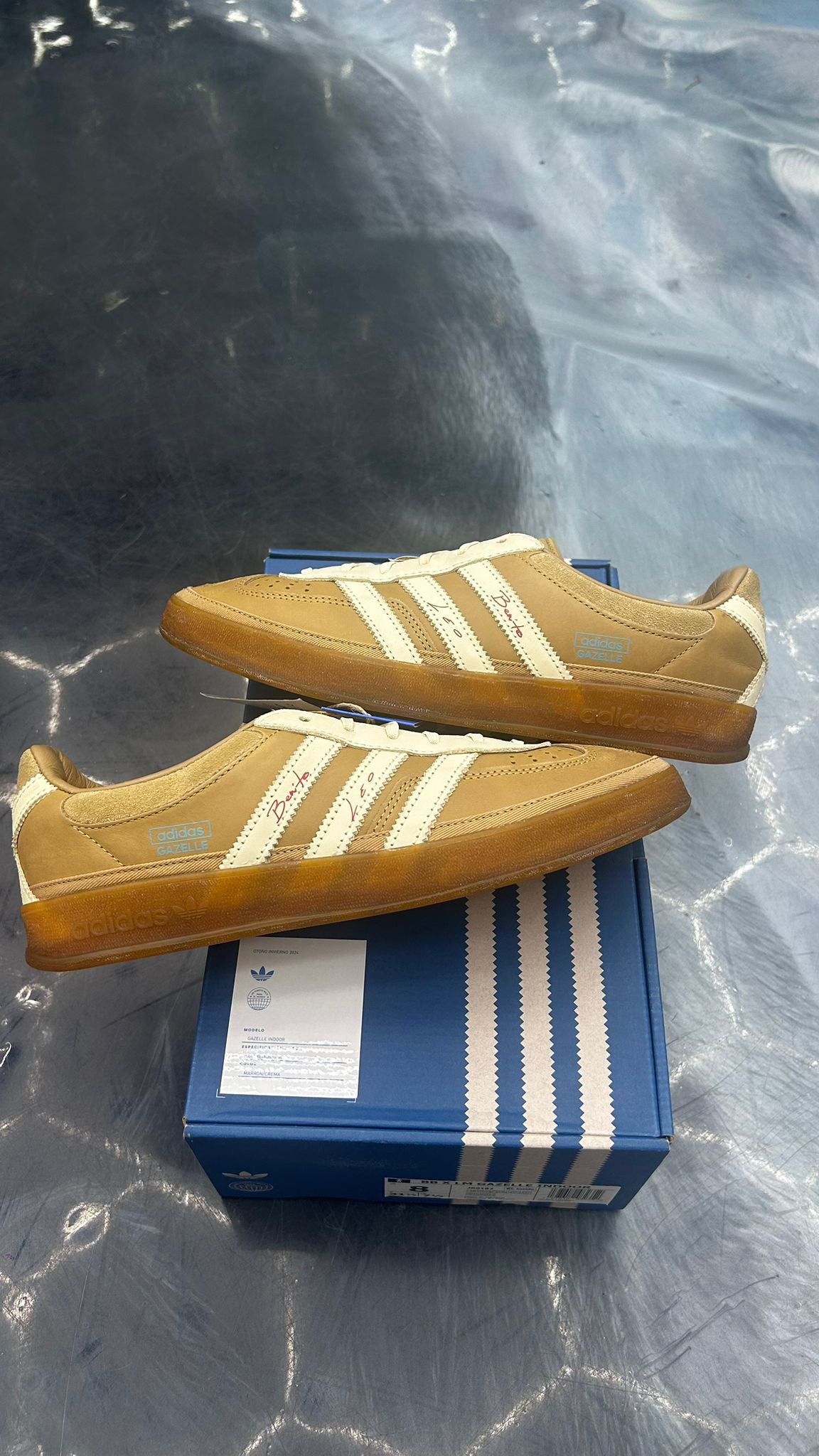 ADIDAS GAZELLE INDOOR BAD BUNNY X MESSI PRE OWNED SIZE 8