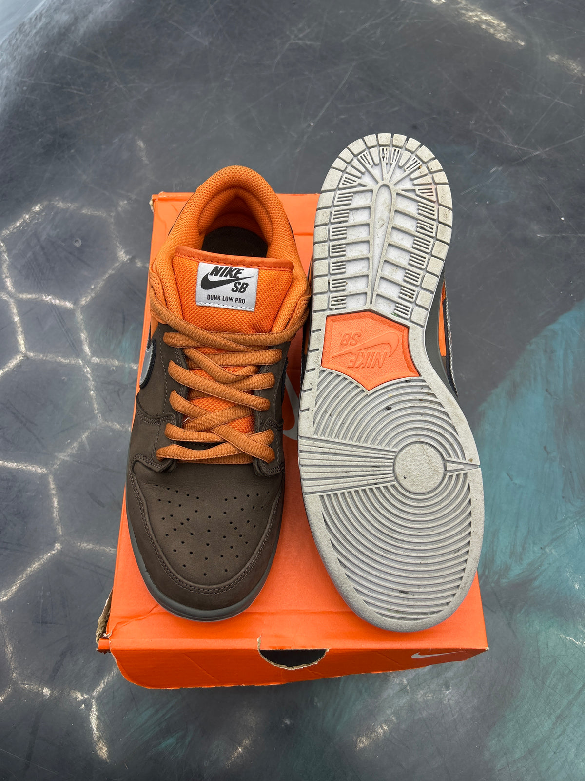 NIKE SB DUNK LOW PRO MUNI FAST PASS PRE OWNED SIZE 10
