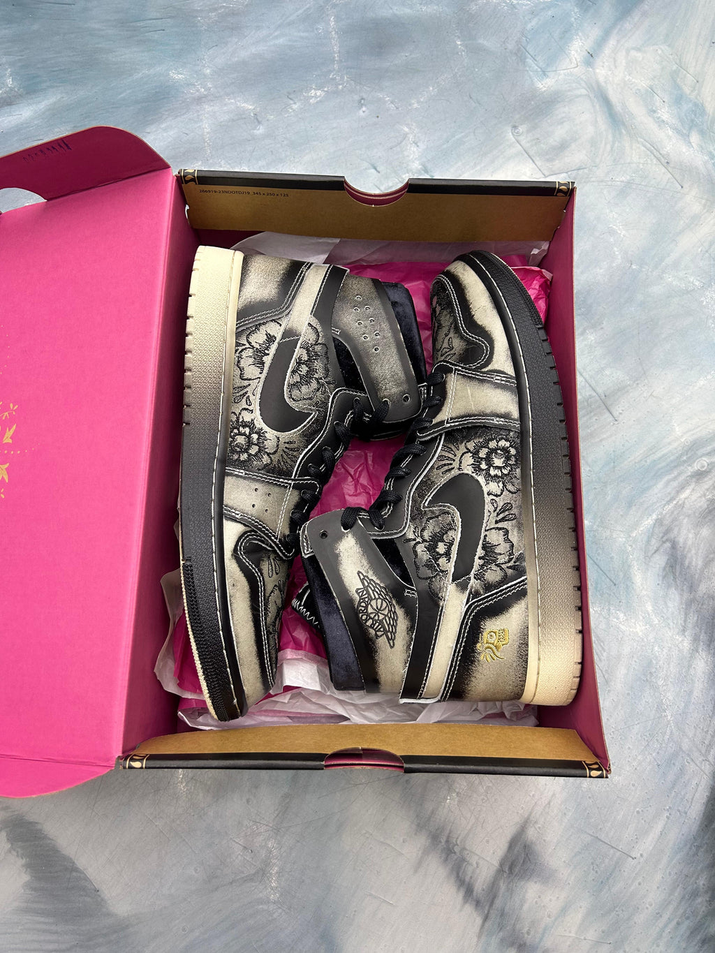 JORDAN 1 HIGH ZOOM AIR CMFT 2 DÍA DE MUERTOS PRE OWNED SIZE 11