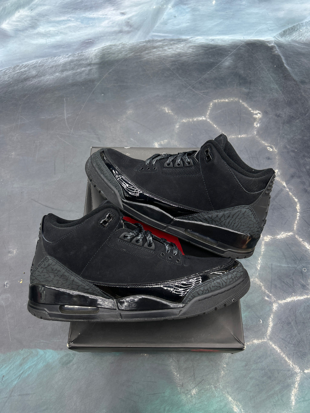 JORDAN 3 RETRO BLACK CAT PRE OWNED SIZE 12