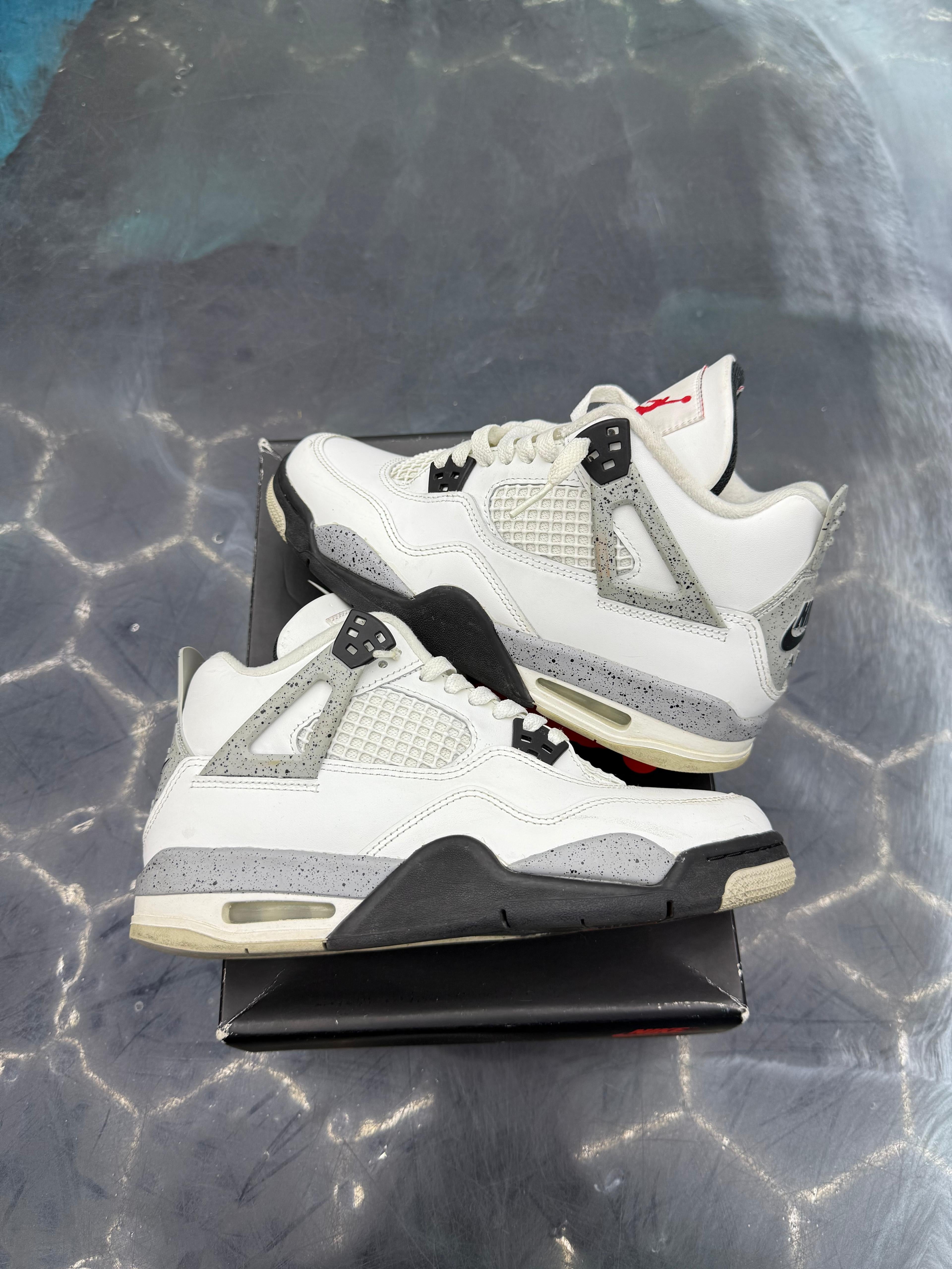JORDAN 4 RETRO WHITE CEMENT PRE OWNED SIZE 7Y